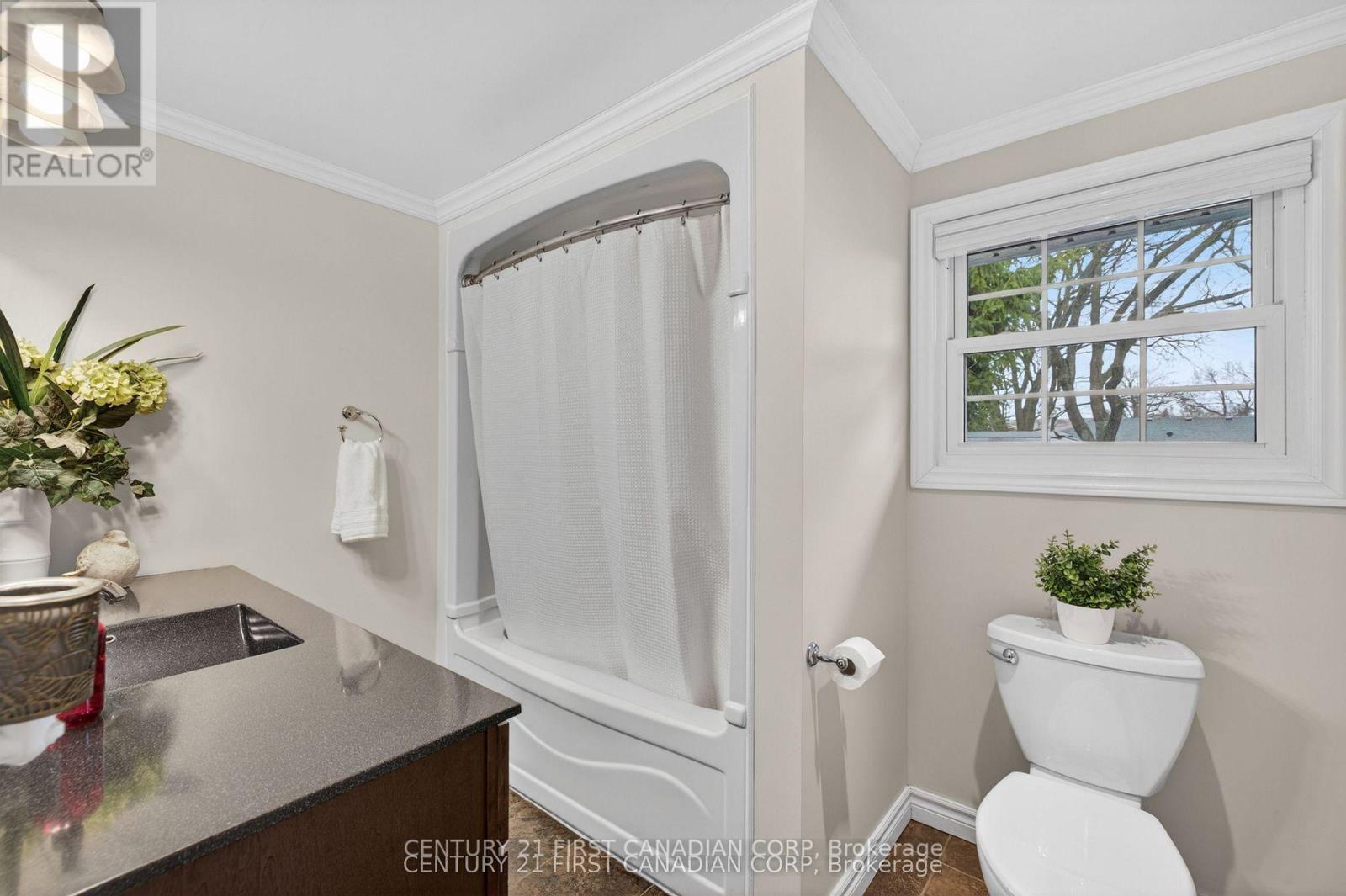 16 Gustin Avenue, London South, Ontario  N6P 1C2 - Photo 18 - X13121046