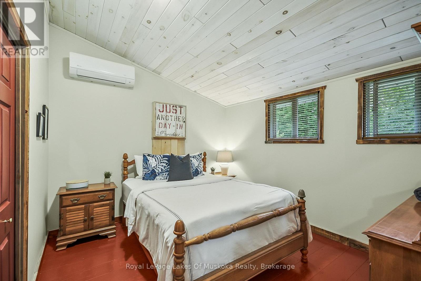 1009 Kirbys Beach Road, Bracebridge, Ontario  P1L 1X2 - Photo 10 - X13120952