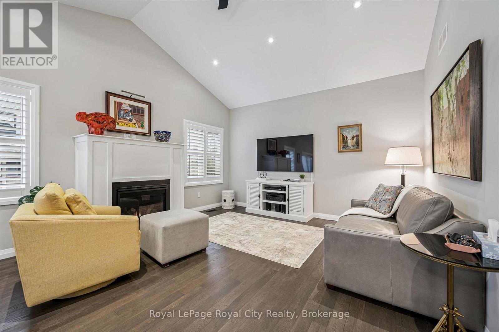 10 Craighead Drive, Centre Wellington, Ontario  N1M 2Y8 - Photo 9 - X13120984