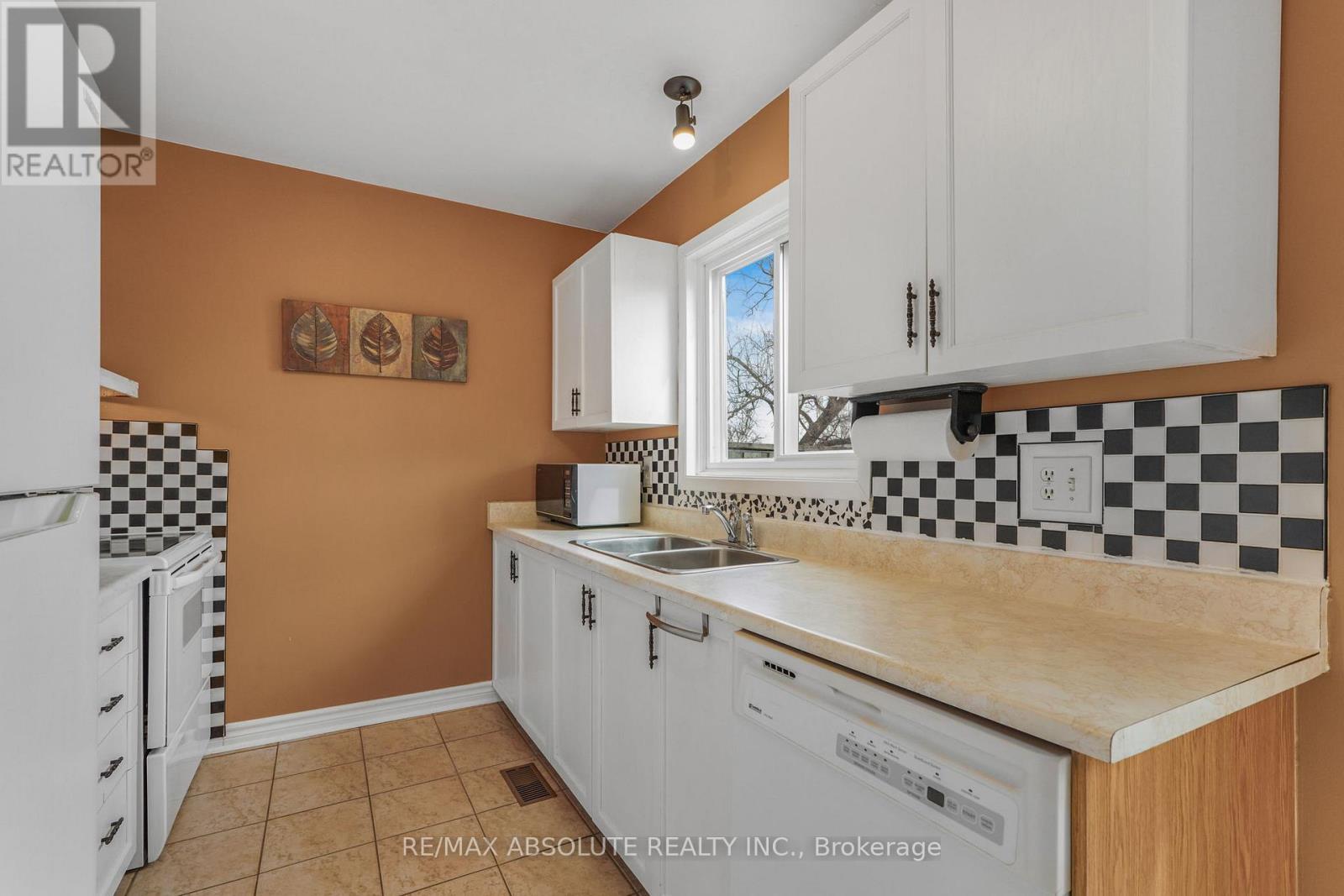 1970 Colorado Lane, Ottawa, Ontario  K1C 6T9 - Photo 10 - X13120924