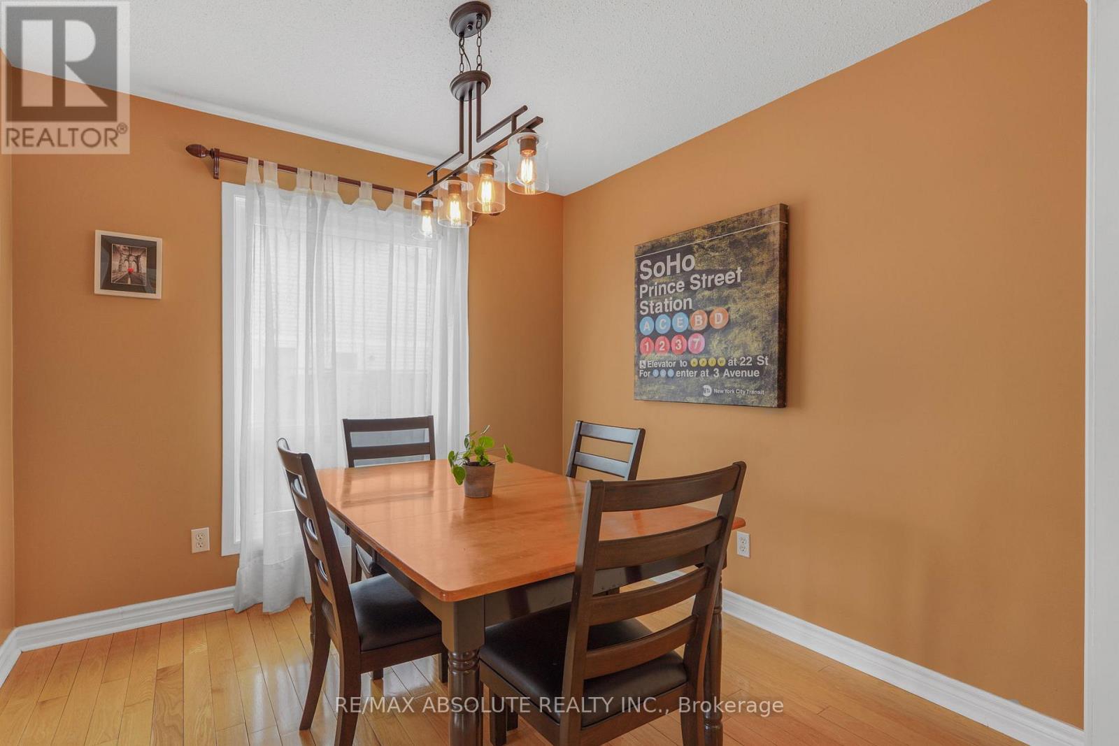 1970 Colorado Lane, Ottawa, Ontario  K1C 6T9 - Photo 6 - X13120924