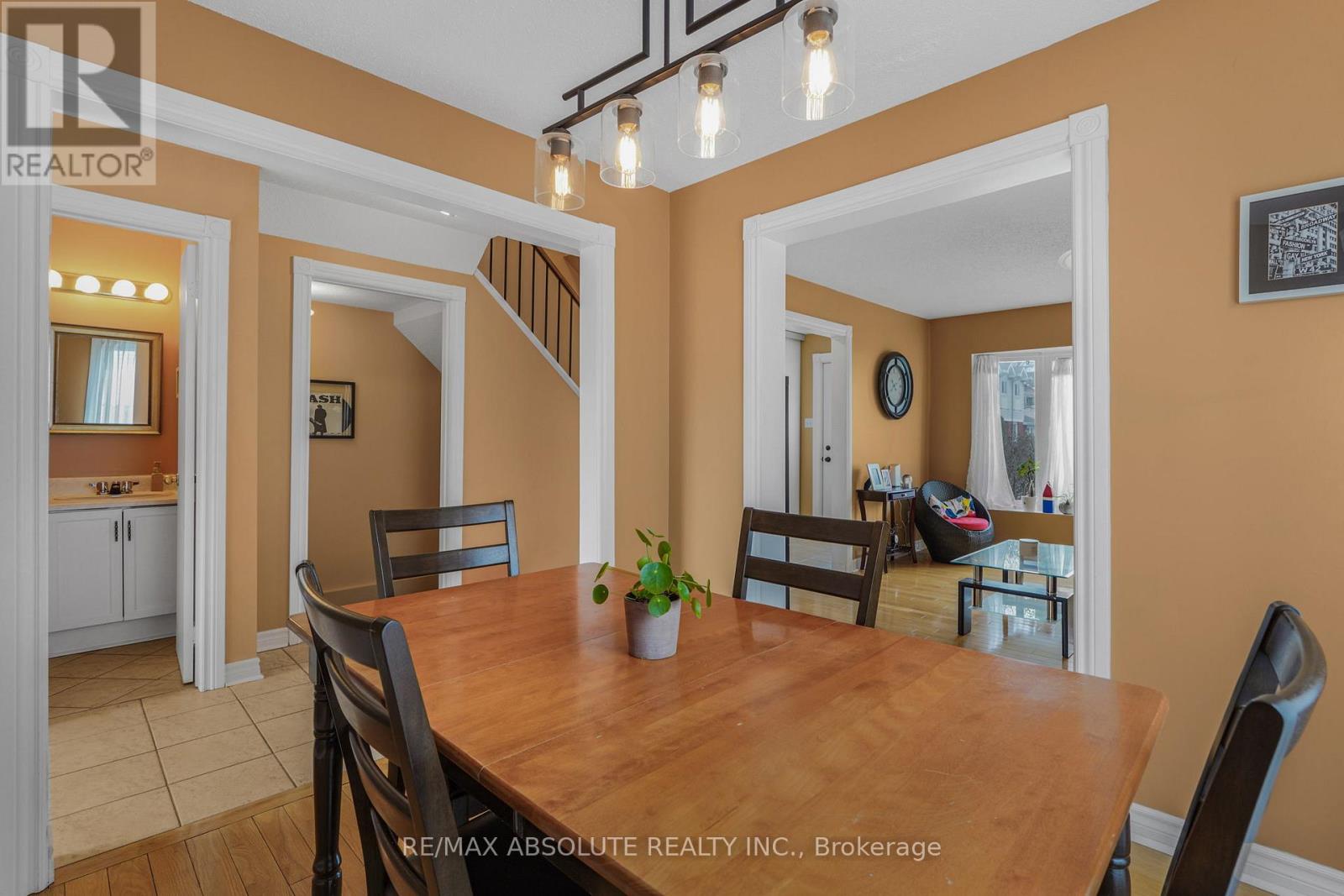 1970 Colorado Lane, Ottawa, Ontario  K1C 6T9 - Photo 7 - X13120924