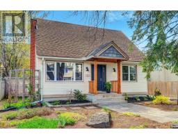 1812 SAUNDERSON DRIVE, Ottawa, Ontario
