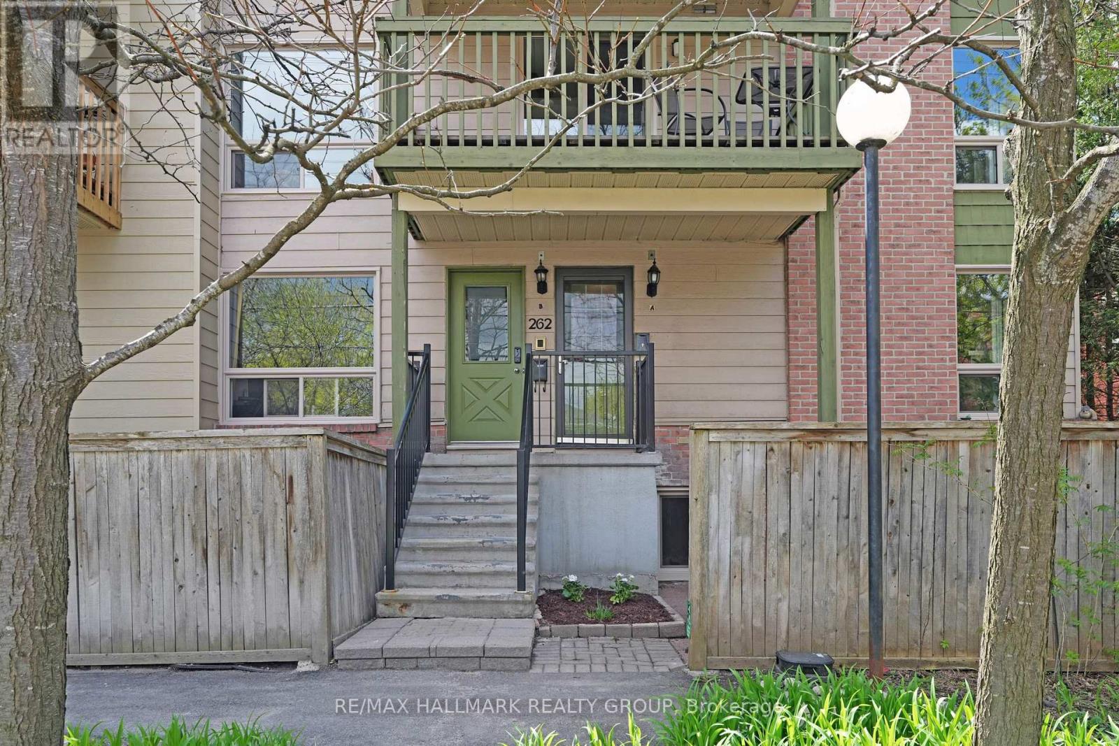 262a Presland Road, Ottawa, Ontario  K1K 2B8 - Photo 2 - X13121036