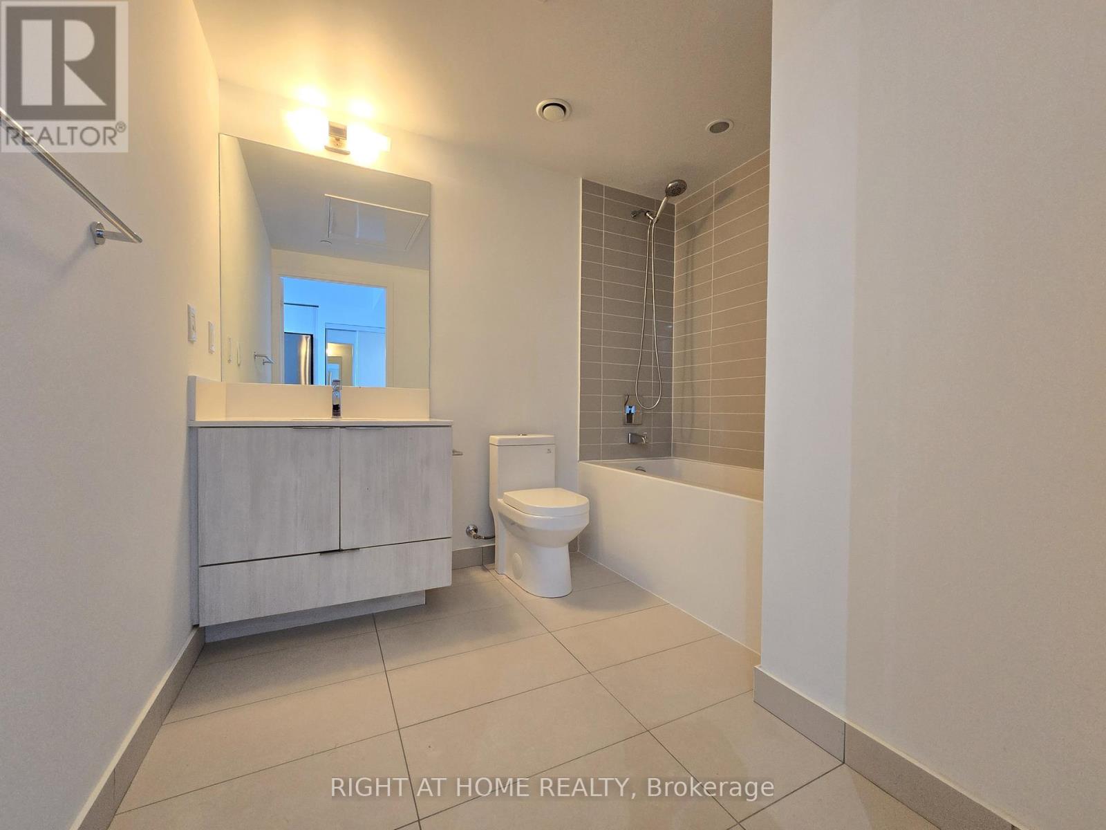 3802 - 181 Dundas Street E, Toronto, Ontario  M5A 4R6 - Photo 18 - C13121028