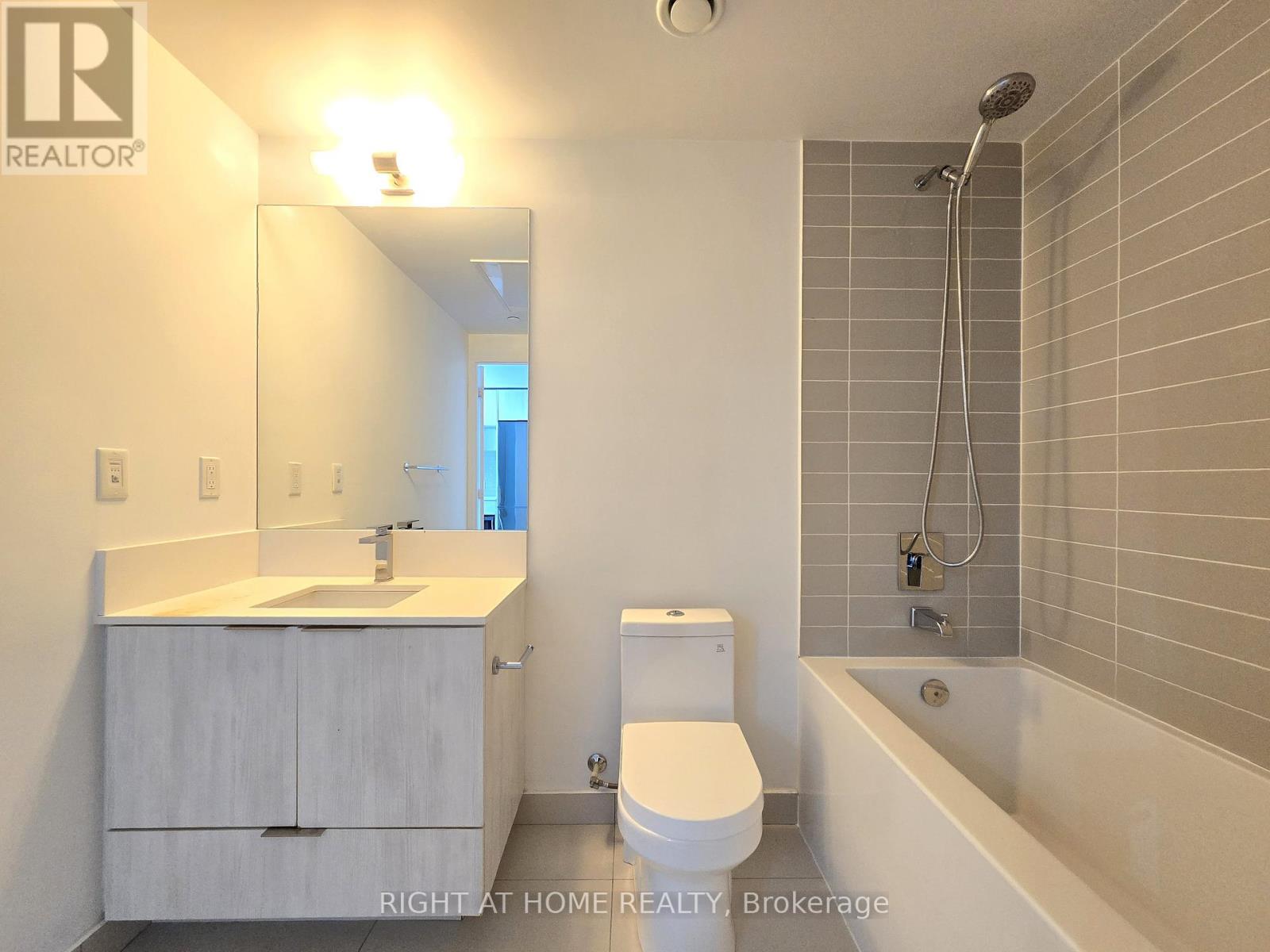 3802 - 181 Dundas Street E, Toronto, Ontario  M5A 4R6 - Photo 19 - C13121028