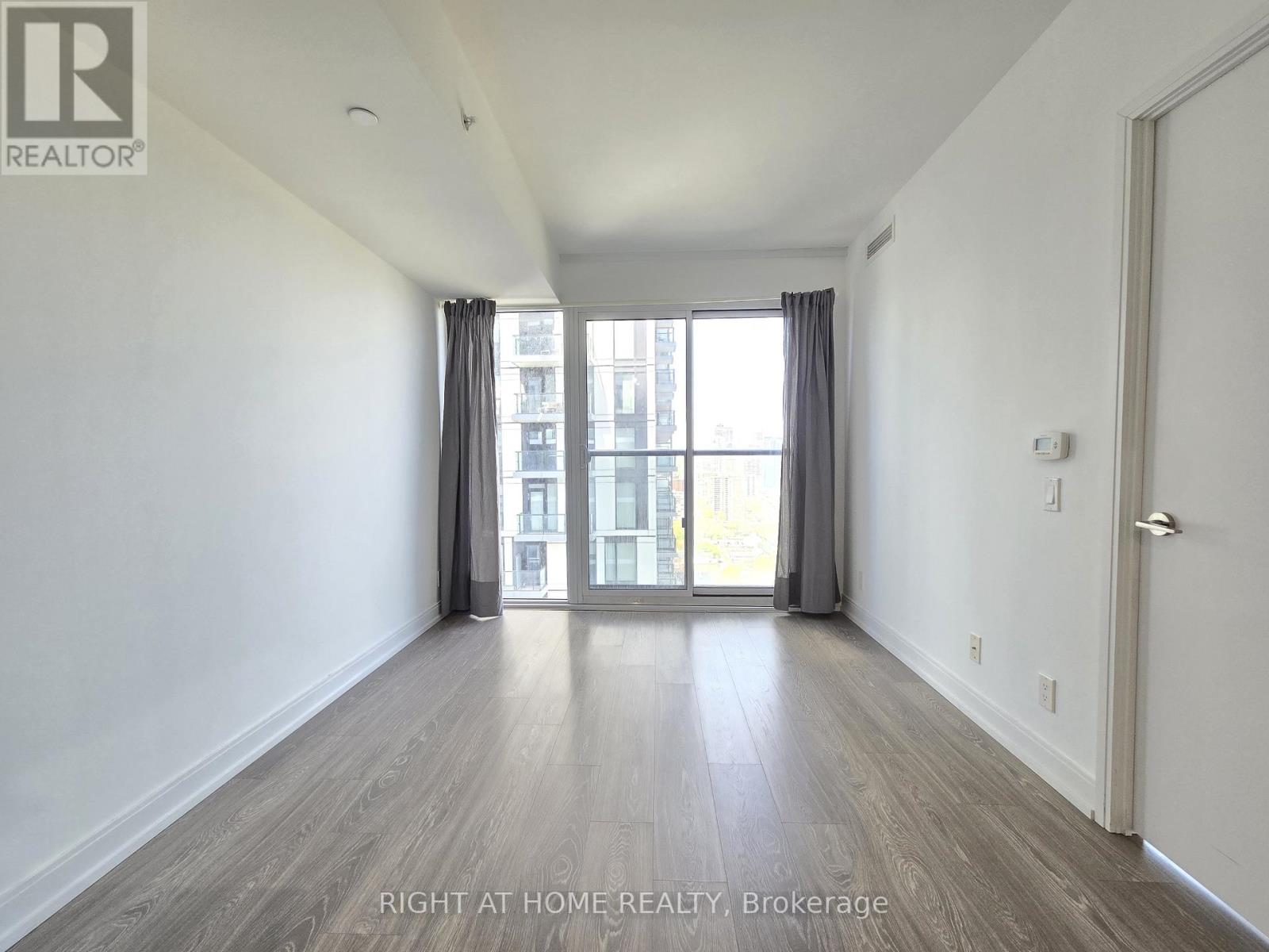 3802 - 181 Dundas Street E, Toronto, Ontario  M5A 4R6 - Photo 5 - C13121028