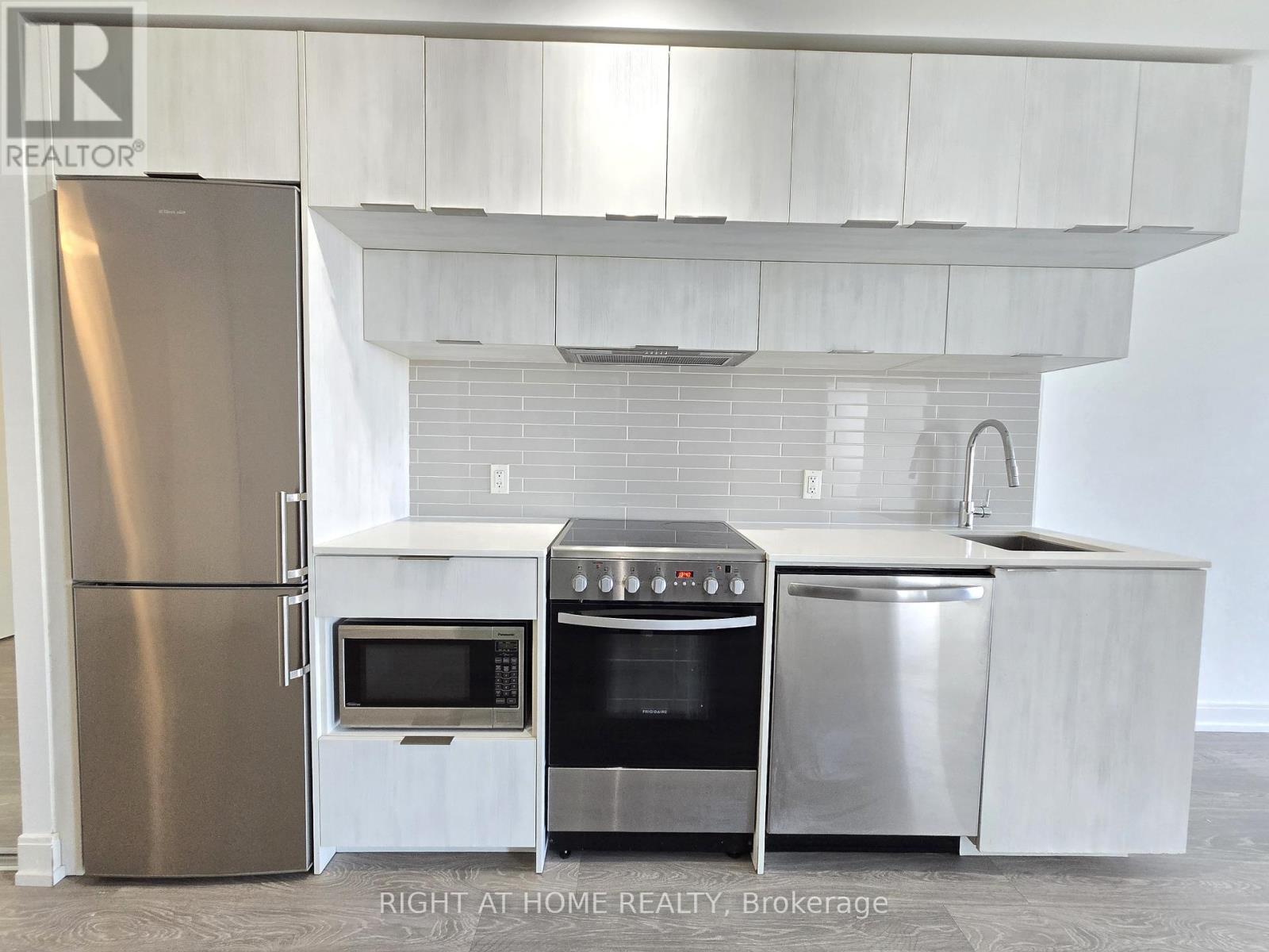 3802 - 181 Dundas Street E, Toronto, Ontario  M5A 4R6 - Photo 9 - C13121028