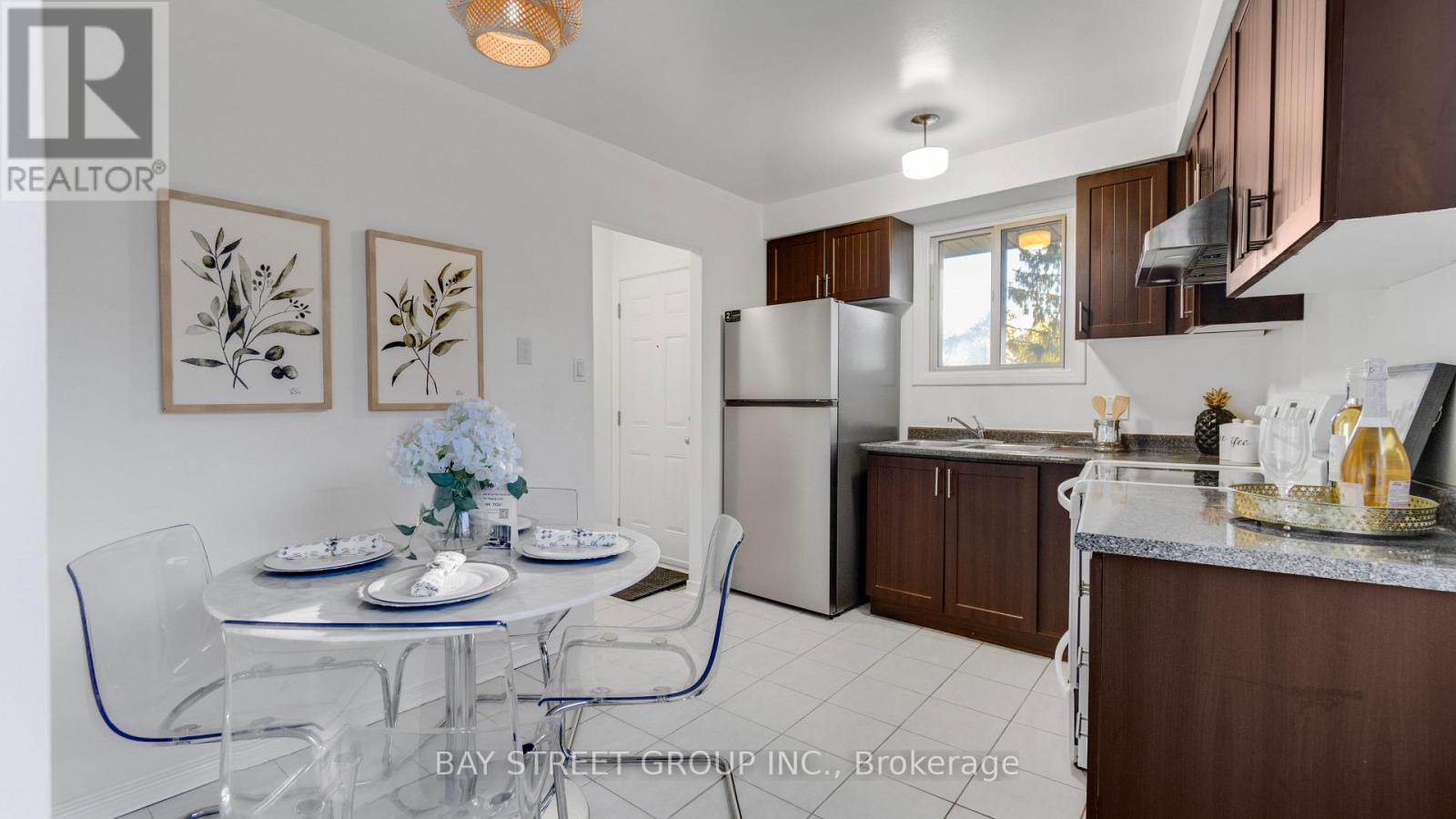 58 Yellow Birchway, Toronto, Ontario  M2H 2T3 - Photo 18 - C13121118