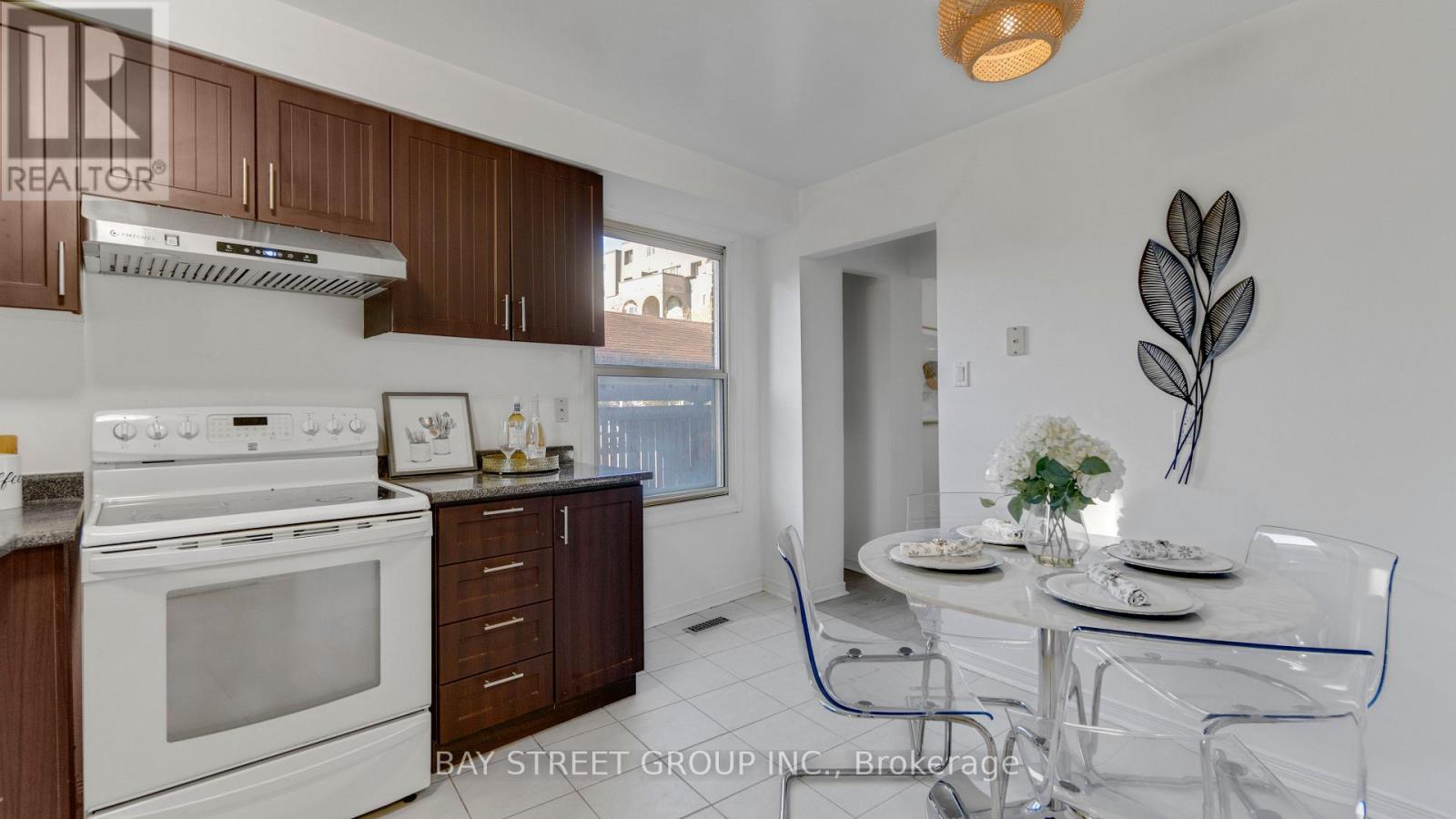 58 Yellow Birchway, Toronto, Ontario  M2H 2T3 - Photo 19 - C13121118
