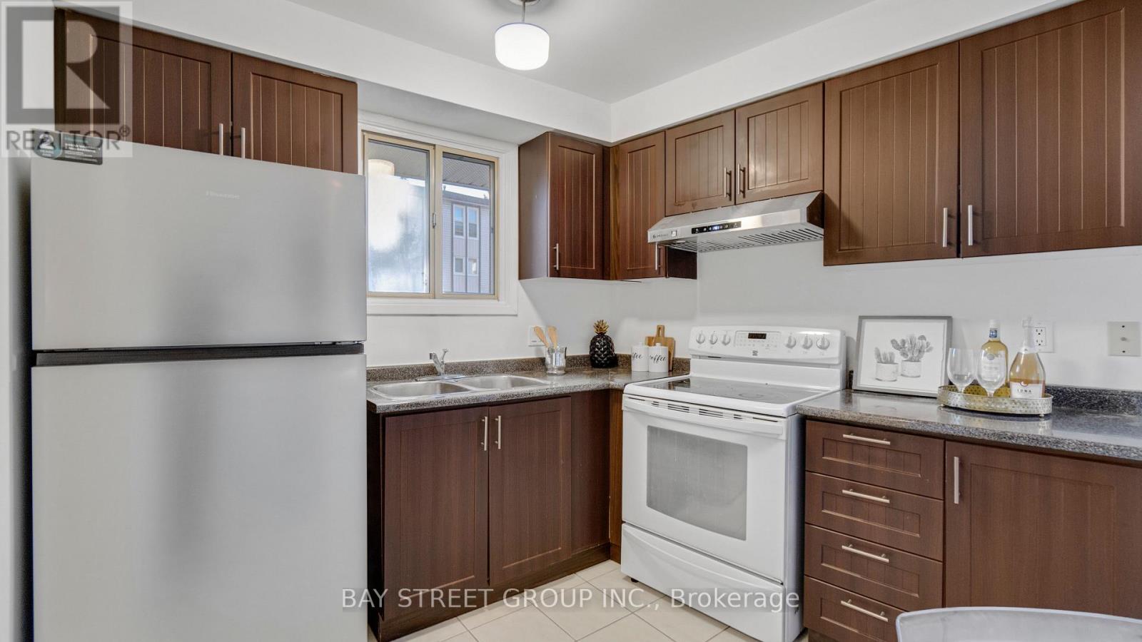 58 Yellow Birchway, Toronto, Ontario  M2H 2T3 - Photo 20 - C13121118