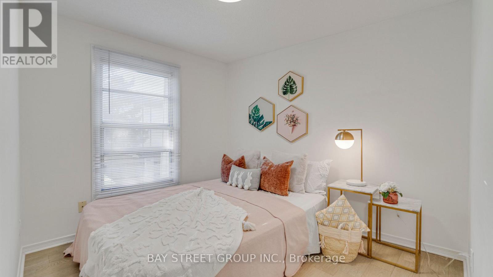 58 Yellow Birchway, Toronto, Ontario  M2H 2T3 - Photo 27 - C13121118