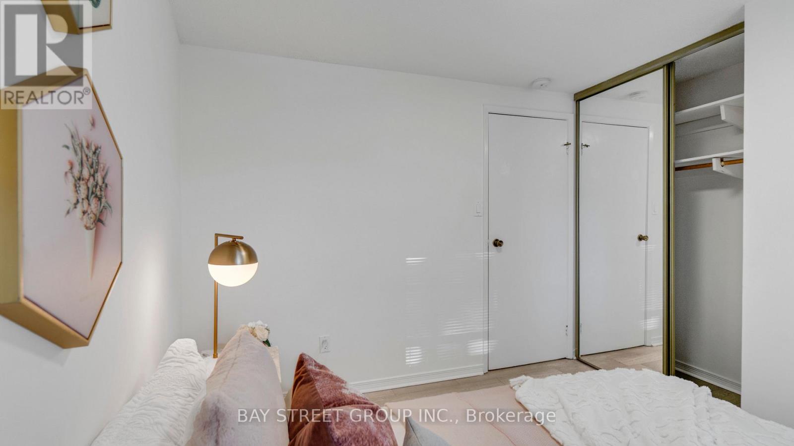 58 Yellow Birchway, Toronto, Ontario  M2H 2T3 - Photo 28 - C13121118