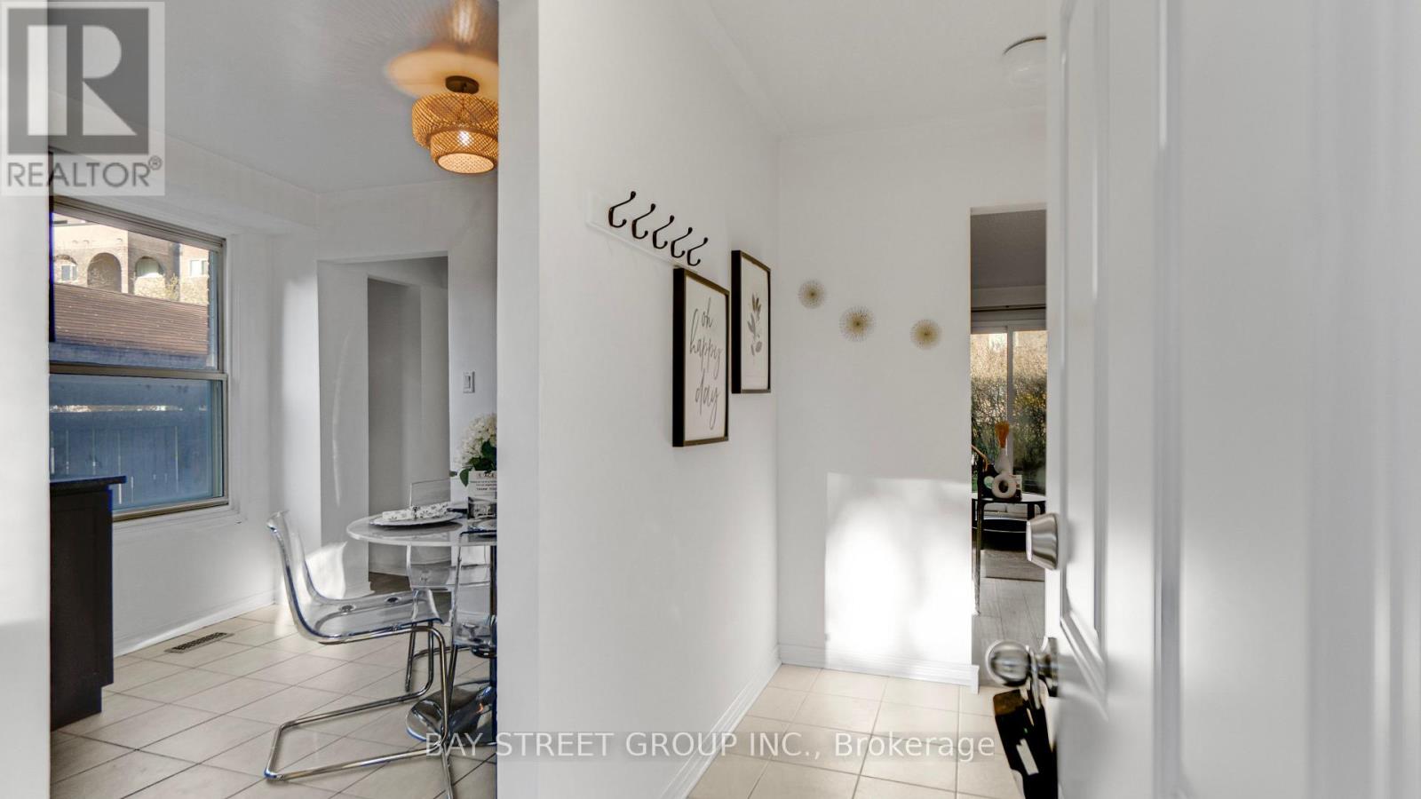 58 Yellow Birchway, Toronto, Ontario  M2H 2T3 - Photo 8 - C13121118