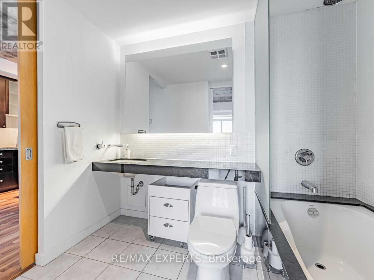 1003 - 1 Shaw Street, Toronto, Ontario  M6K 0A1 - Photo 21 - C13121156