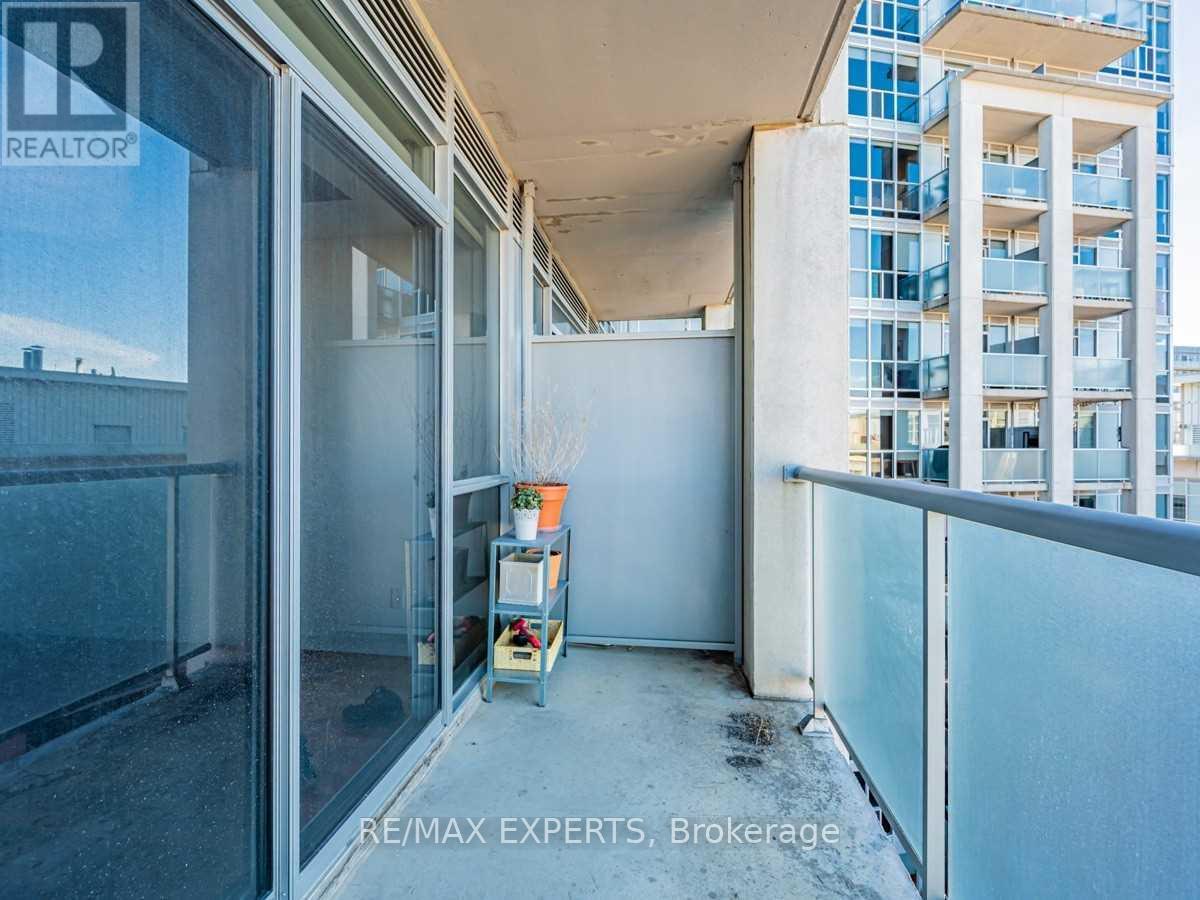 1003 - 1 Shaw Street, Toronto, Ontario  M6K 0A1 - Photo 24 - C13121156