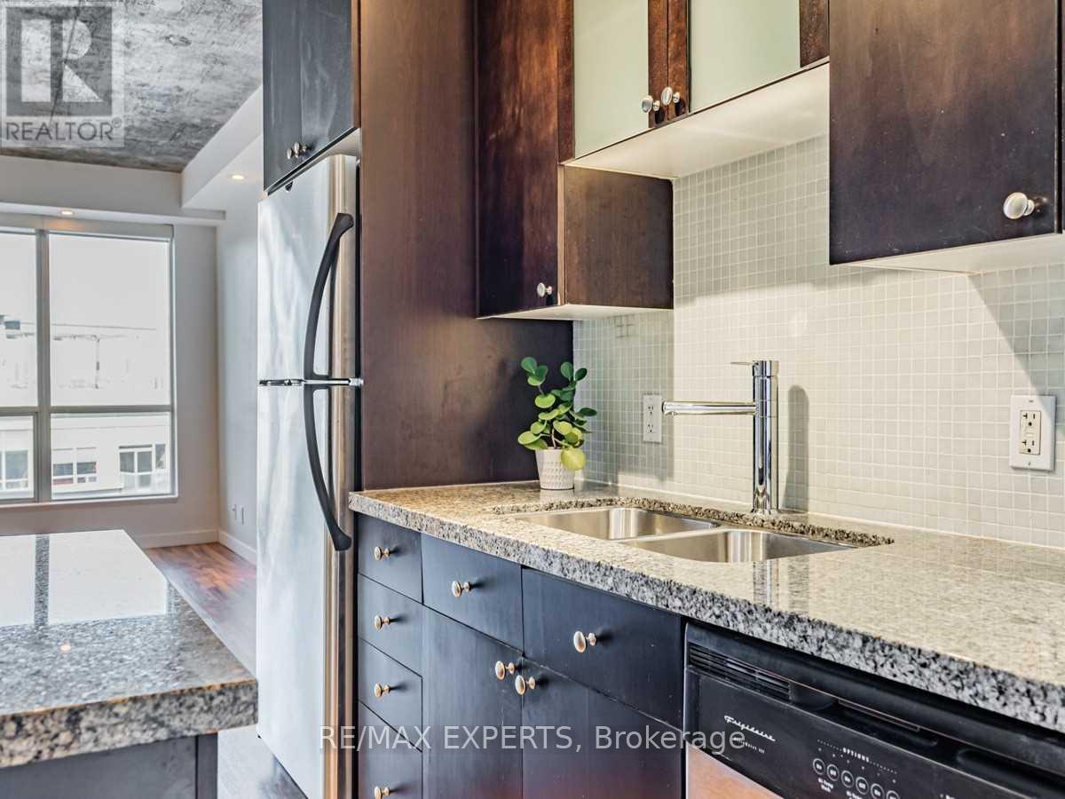1003 - 1 Shaw Street, Toronto, Ontario  M6K 0A1 - Photo 9 - C13121156