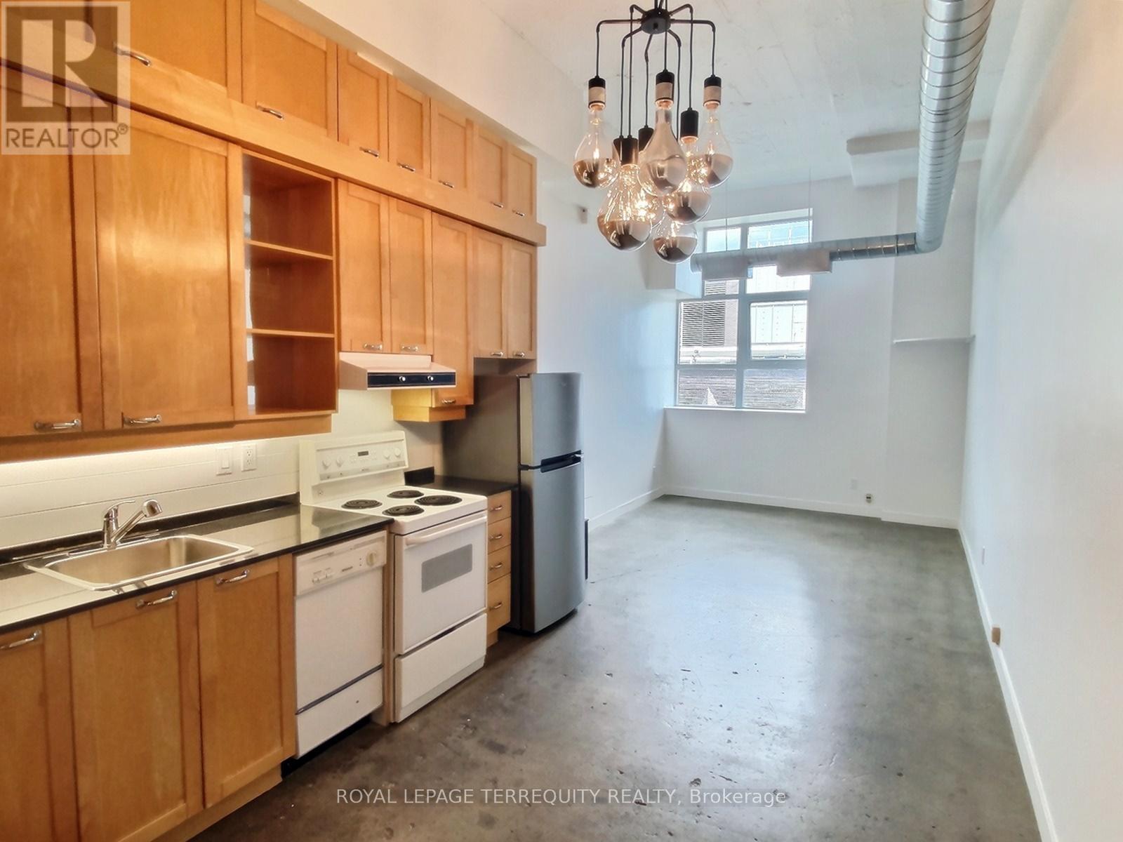 1038 - 155 Dalhousie Street, Toronto, Ontario  M5B 2P7 - Photo 2 - C13121304
