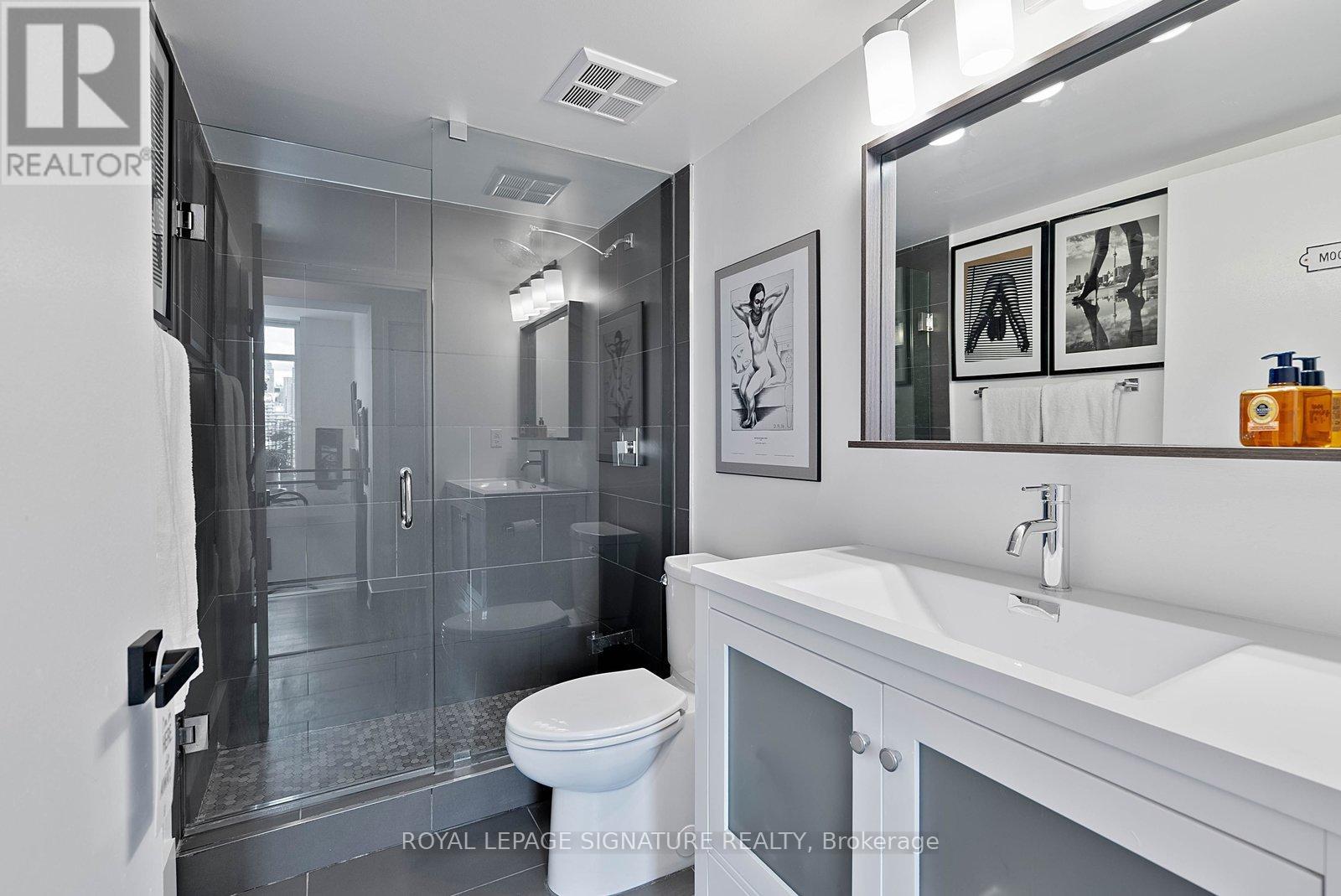 Ph13 - 70 Mill Street, Toronto, Ontario  M5A 4R1 - Photo 36 - C13121342