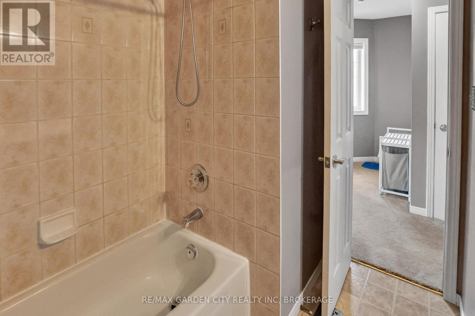 201 - 511 Highway 8 Highway, Hamilton, Ontario  L8G 1G4 - Photo 20 - X13120986