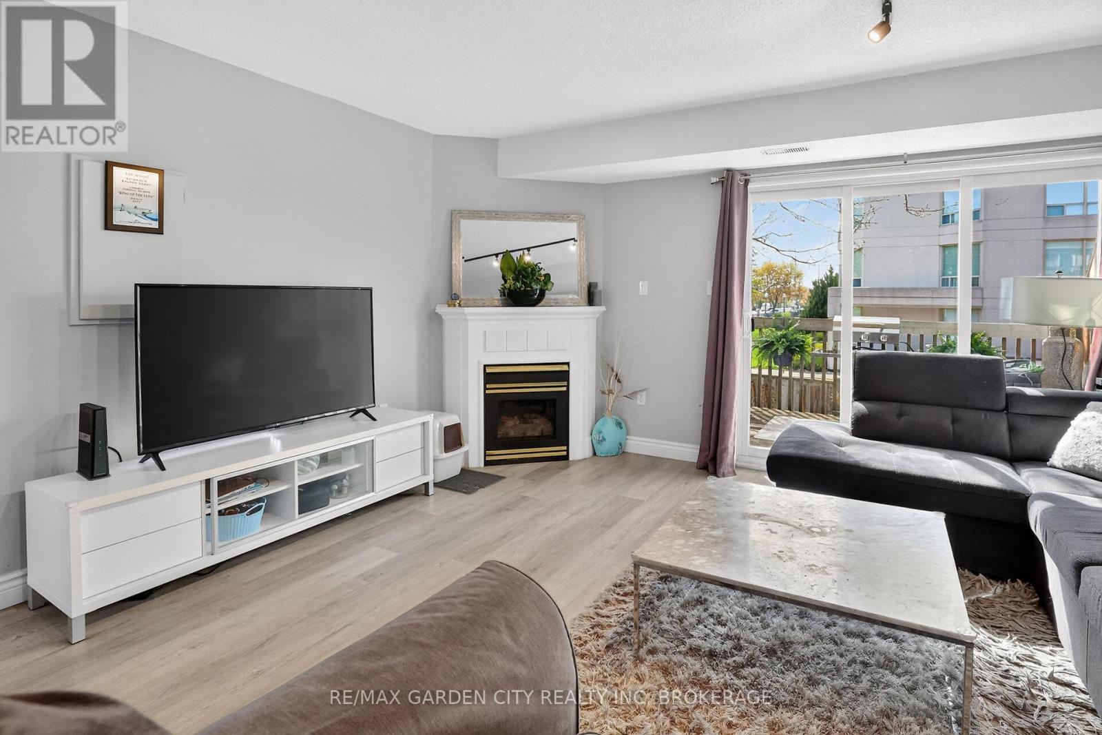201 - 511 Highway 8 Highway, Hamilton, Ontario  L8G 1G4 - Photo 4 - X13120986