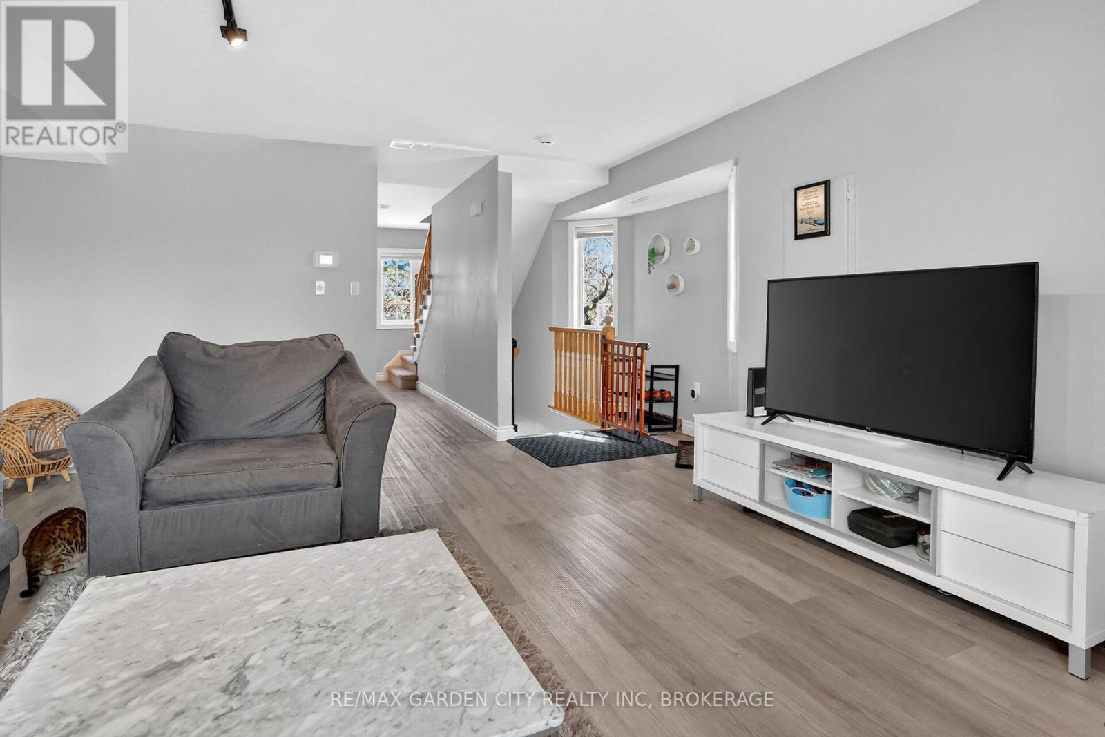201 - 511 Highway 8 Highway, Hamilton, Ontario  L8G 1G4 - Photo 6 - X13120986