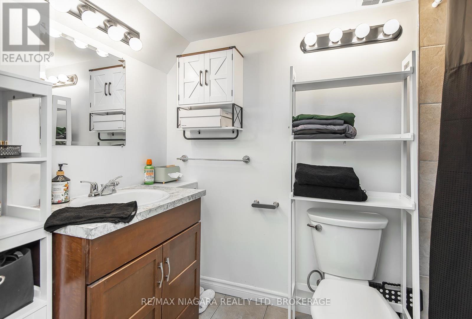 58 Dorchester Boulevard, St. Catharines, Ontario  L2M 6V2 - Photo 16 - X13121004