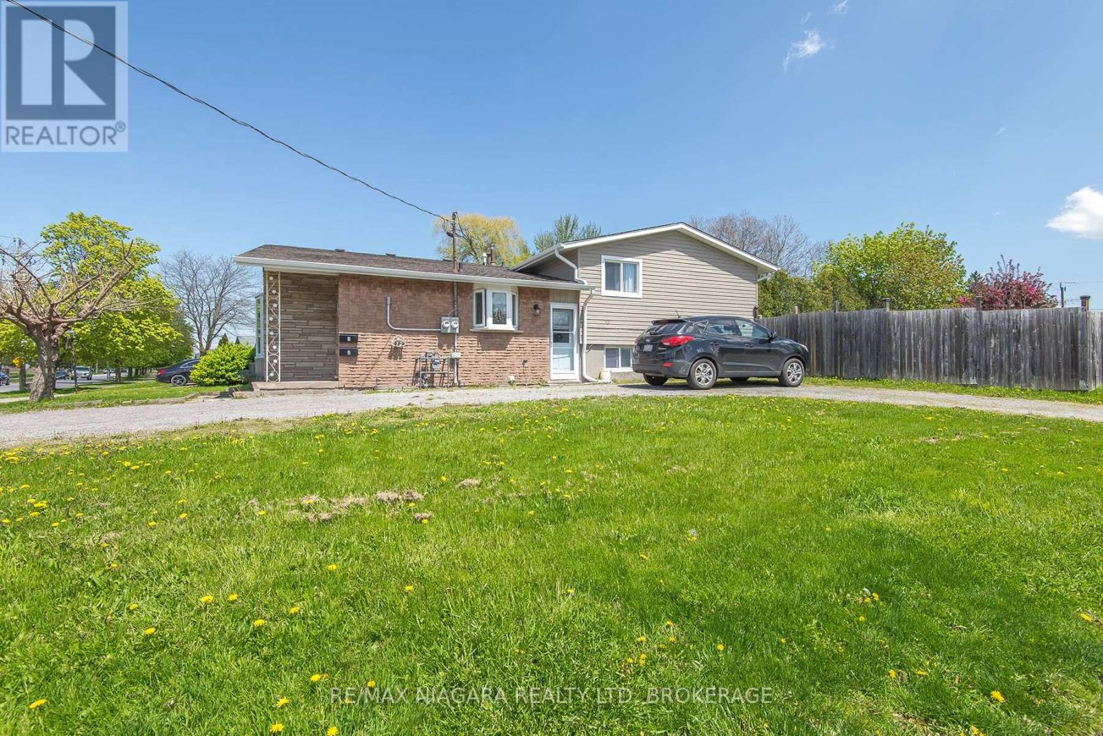 58 Dorchester Boulevard, St. Catharines, Ontario  L2M 6V2 - Photo 2 - X13121004