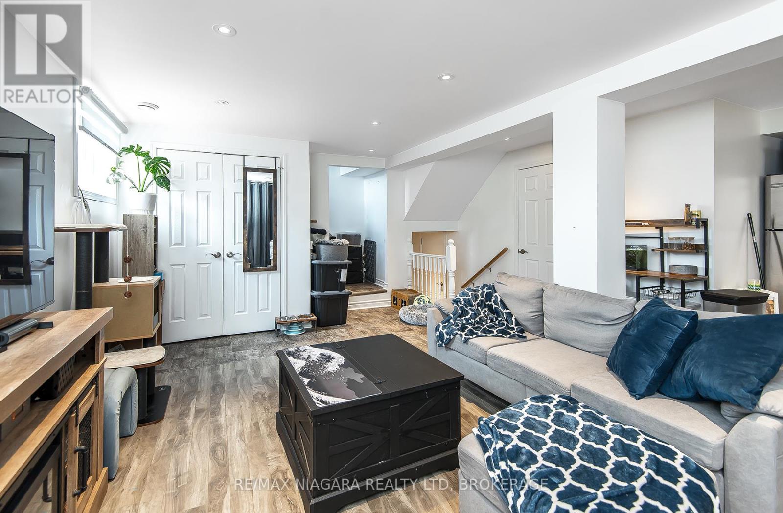58 Dorchester Boulevard, St. Catharines, Ontario  L2M 6V2 - Photo 5 - X13121004