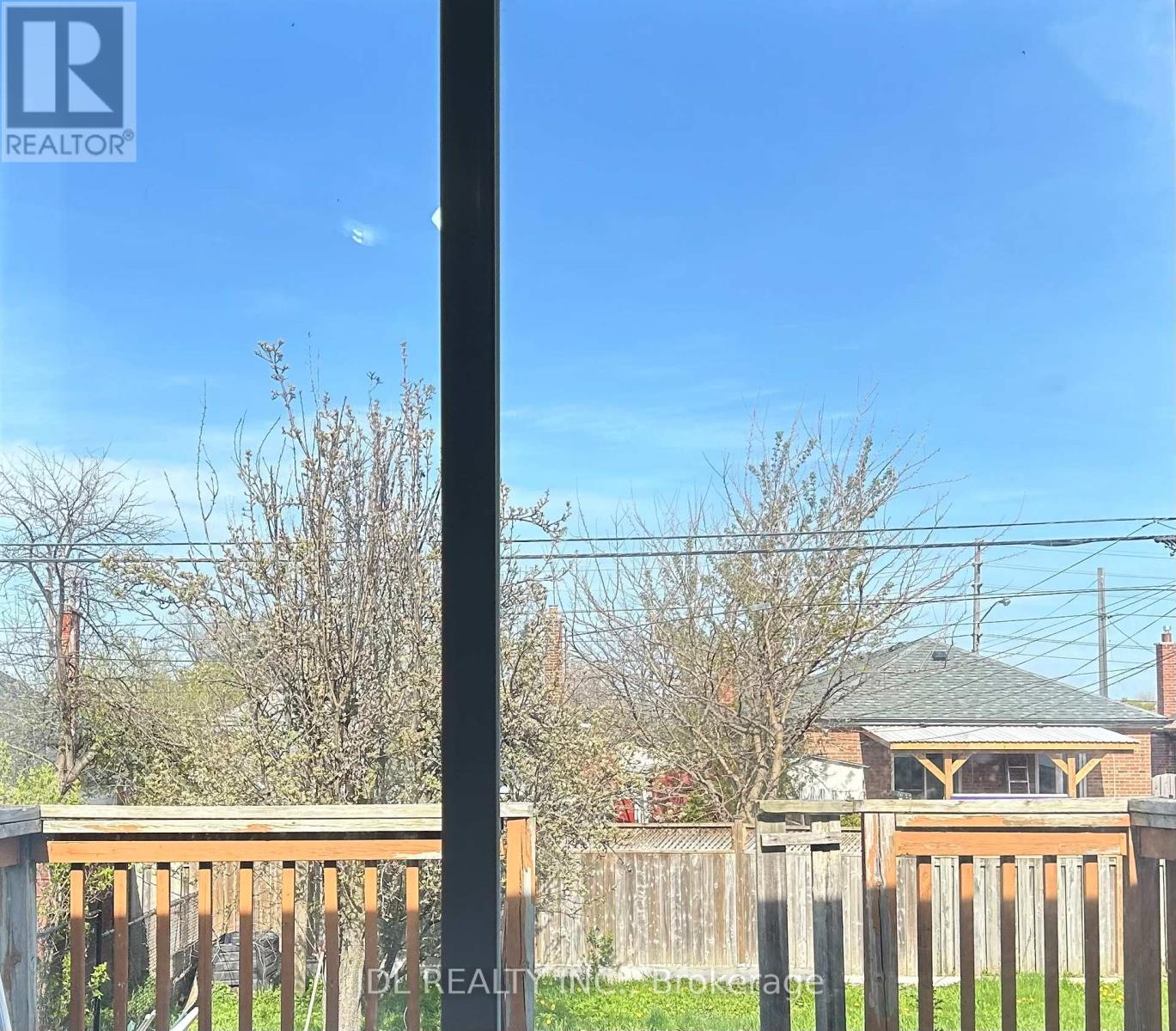 Main Floor - 107 Lilian Dr Drive, Toronto, Ontario  M1R 3W4 - Photo 2 - E13120980