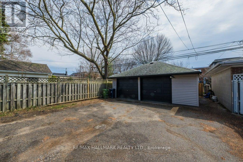 Garage - 225 Woodville Avenue, Toronto, Ontario  M4J 2R4 - Photo 3 - E13121070