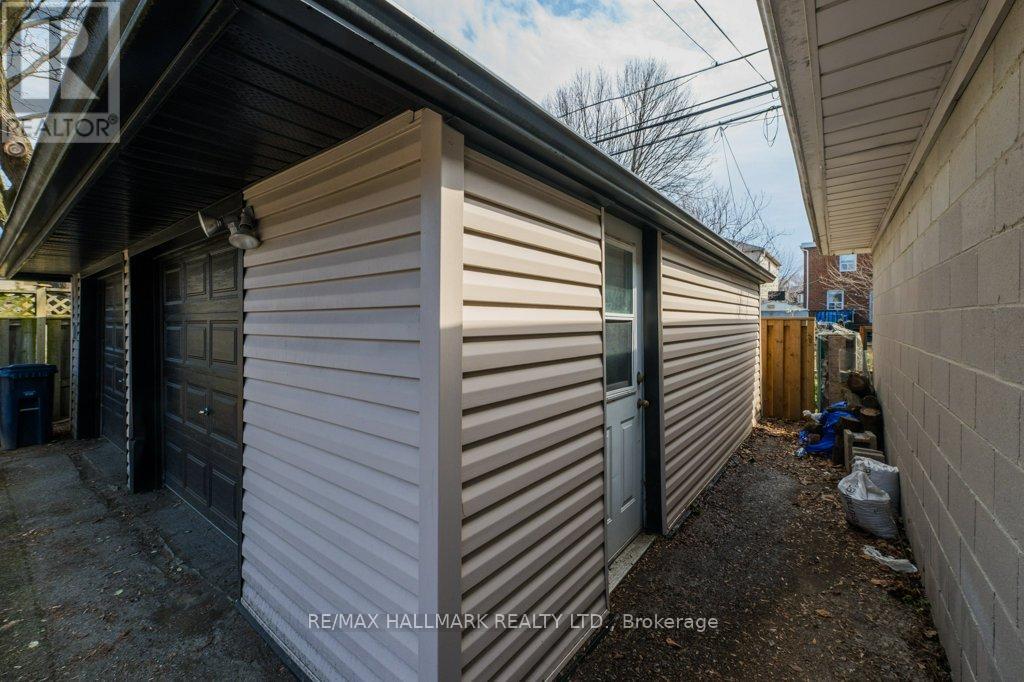 Garage - 225 Woodville Avenue, Toronto, Ontario  M4J 2R4 - Photo 4 - E13121070