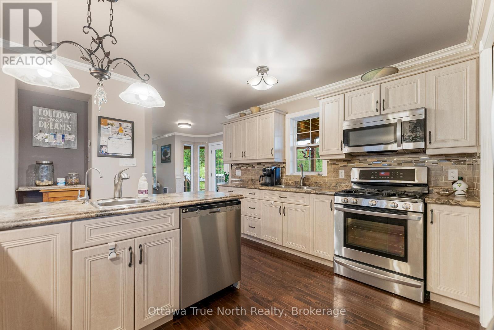 1563 Hwy 132 Road, Admaston/bromley, Ontario  K7V 3Z5 - Photo 16 - X12913298