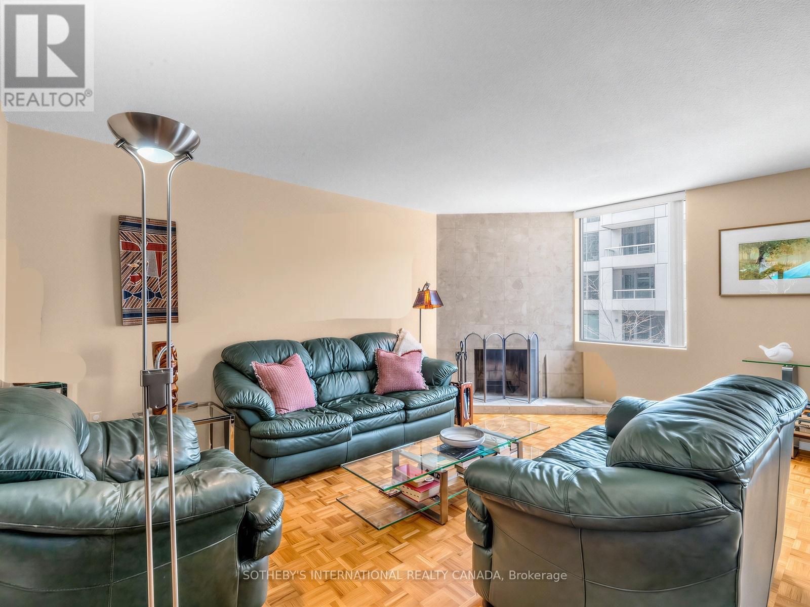 Th. 2 - 188 Spadina Avenue, Toronto, Ontario  M5T 3A4 - Photo 6 - C13118608