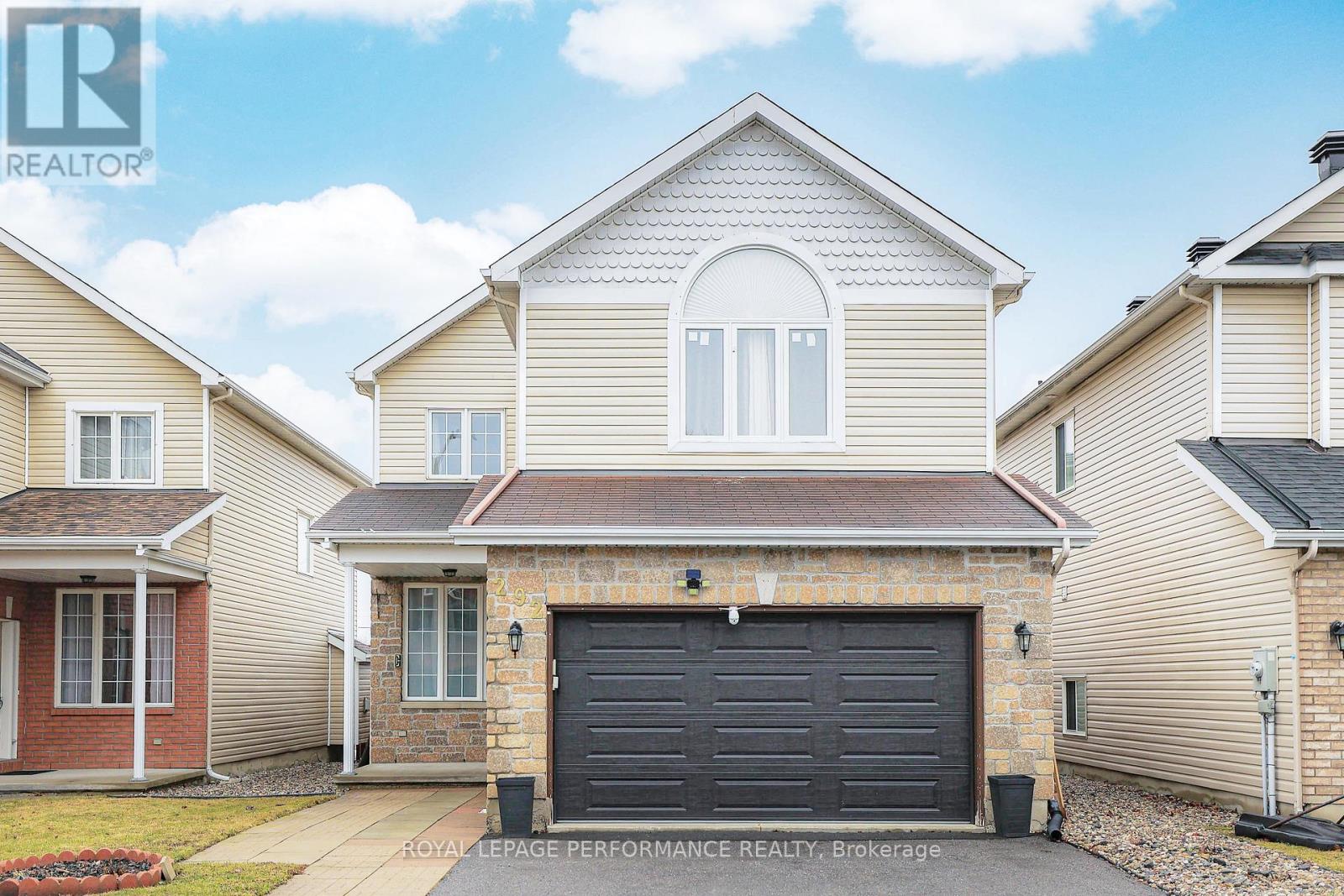 292 RUSTIC HILLS CRESCENT, Ottawa, Ontario