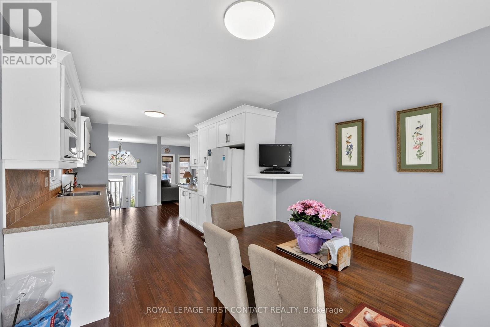623 Glen Cedar Crescent, Innisfil, Ontario  L9S 2J4 - Photo 6 - N13121104