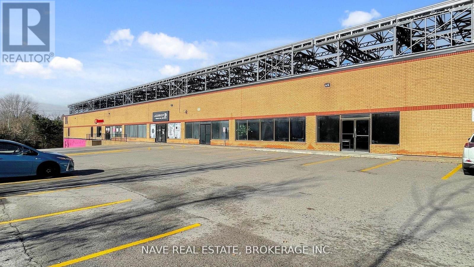 9 - 11160 Yonge Street, Richmond Hill, Ontario L4C 0J6 - Photo 2 - N13121254