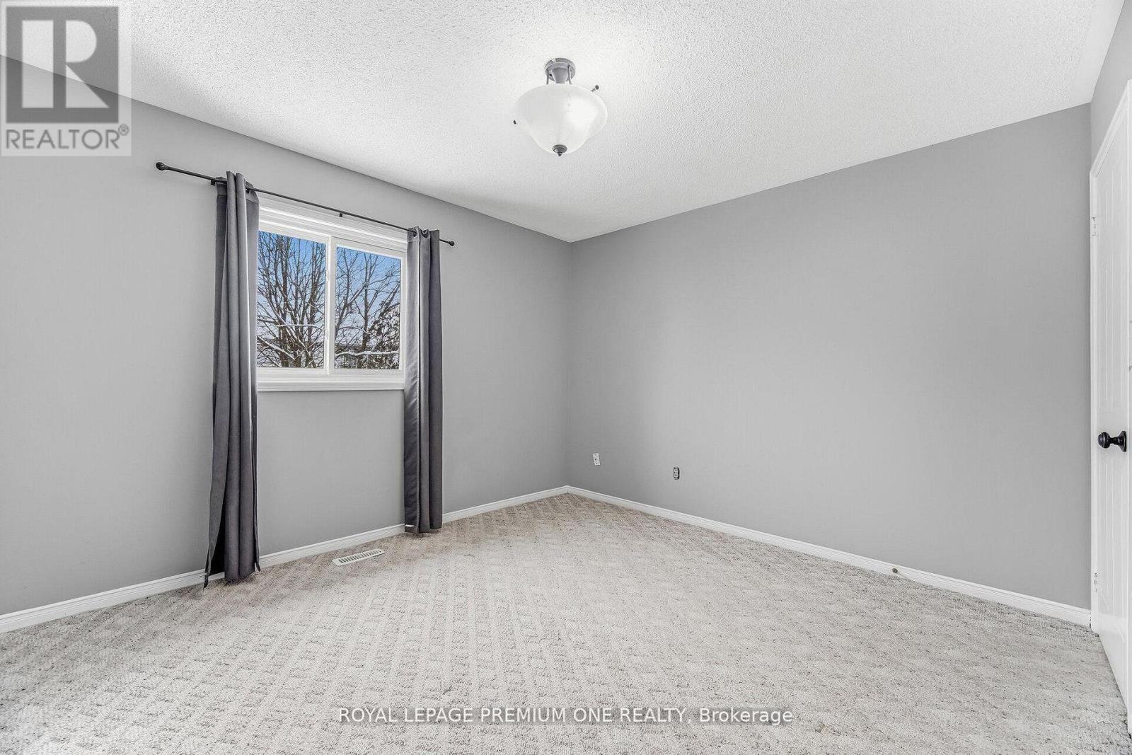 69 Mcknight Crescent, New Tecumseth (Tottenham), Ontario  L0G 1W0 - Photo 32 - N13121320