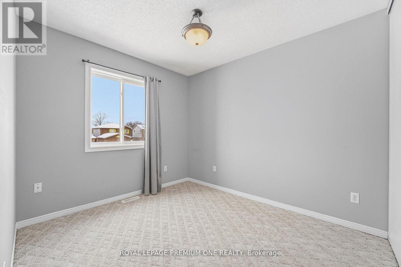 69 Mcknight Crescent, New Tecumseth (Tottenham), Ontario  L0G 1W0 - Photo 37 - N13121320