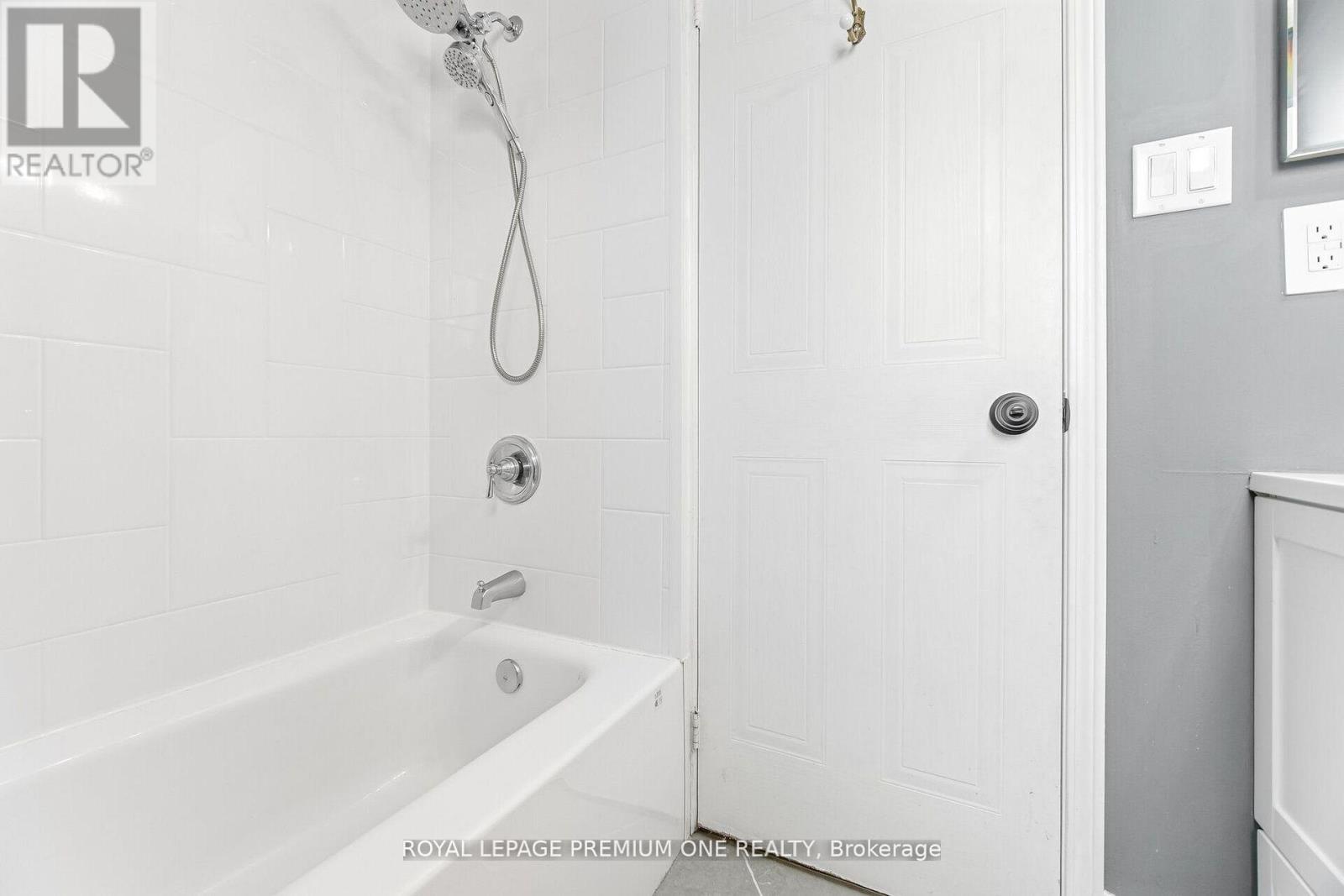 69 Mcknight Crescent, New Tecumseth (Tottenham), Ontario  L0G 1W0 - Photo 39 - N13121320