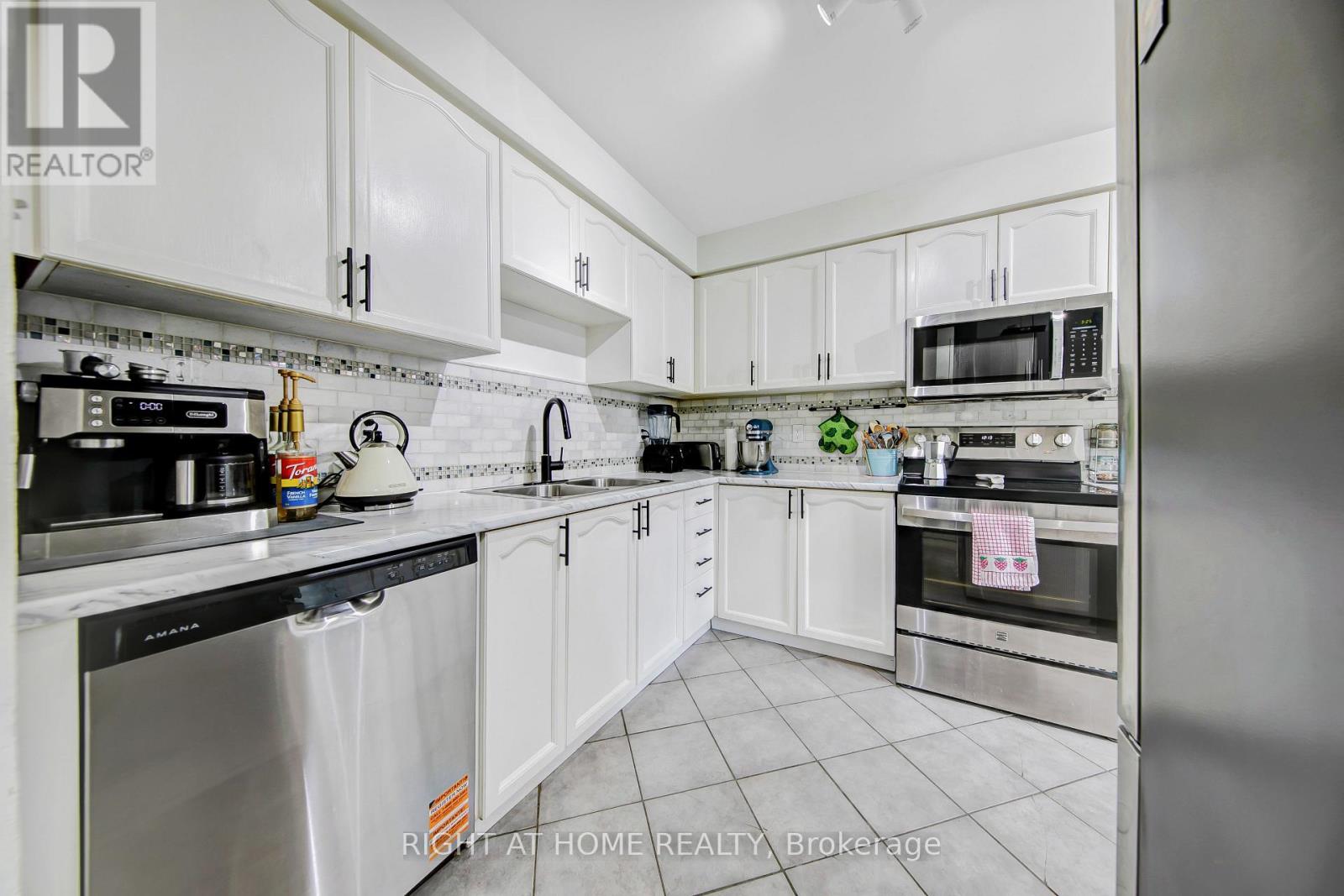 11 Potter Crescent, New Tecumseth (Tottenham), Ontario  L0G 1W0 - Photo 7 - N13121372