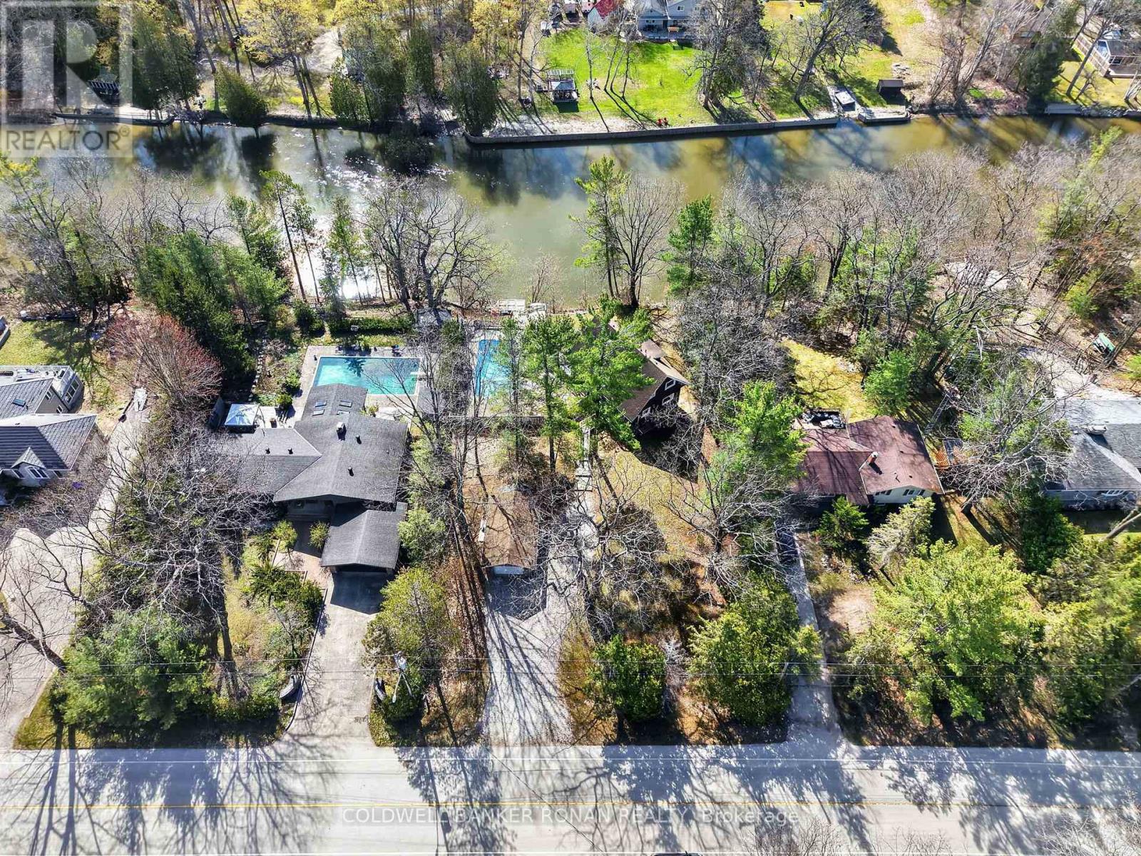 157 Woodland Drive, Wasaga Beach, Ontario  L9Z 2V4 - Photo 45 - S13121250
