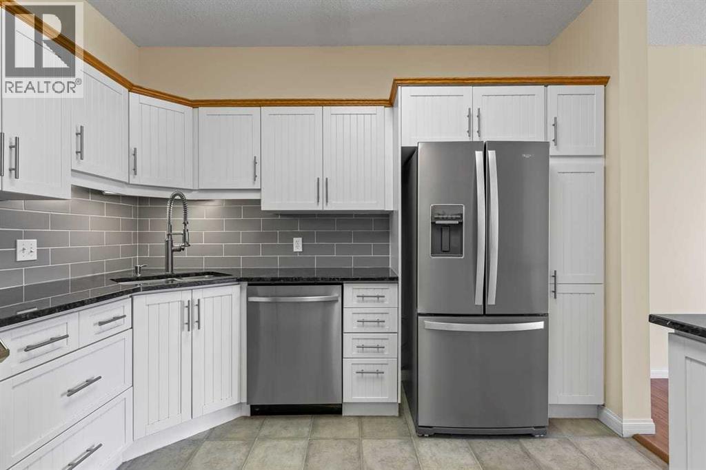 411, 5201 Dalhousie Drive NW, Calgary, Alberta  T3A 5Y7 - Photo 11 - A2309808