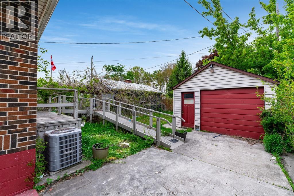 368 South Street, Windsor, Ontario  N9C 2W5 - Photo 42 - 26010906