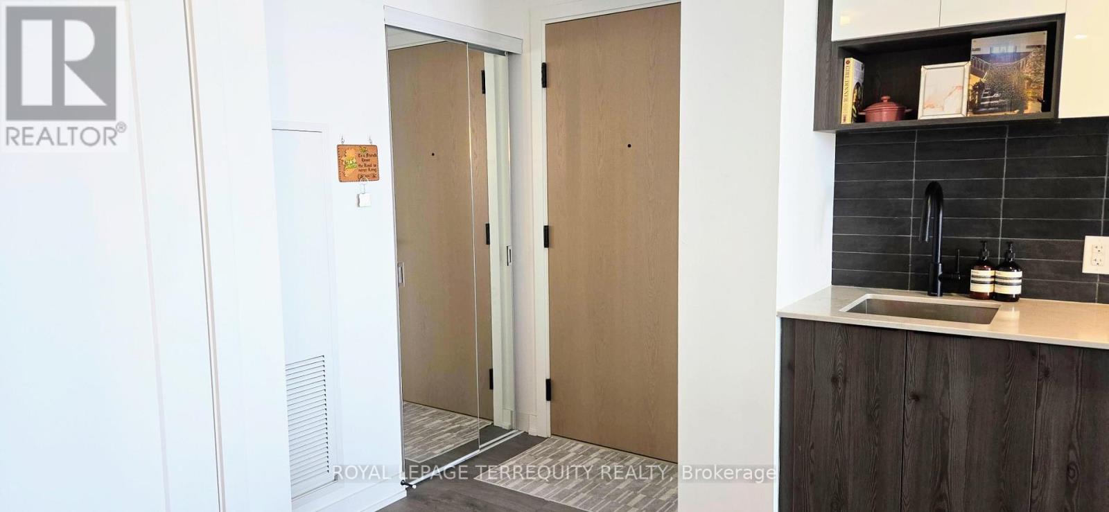 2213 - 5 Defries Street, Toronto, Ontario  M5A 0W7 - Photo 20 - C13120788
