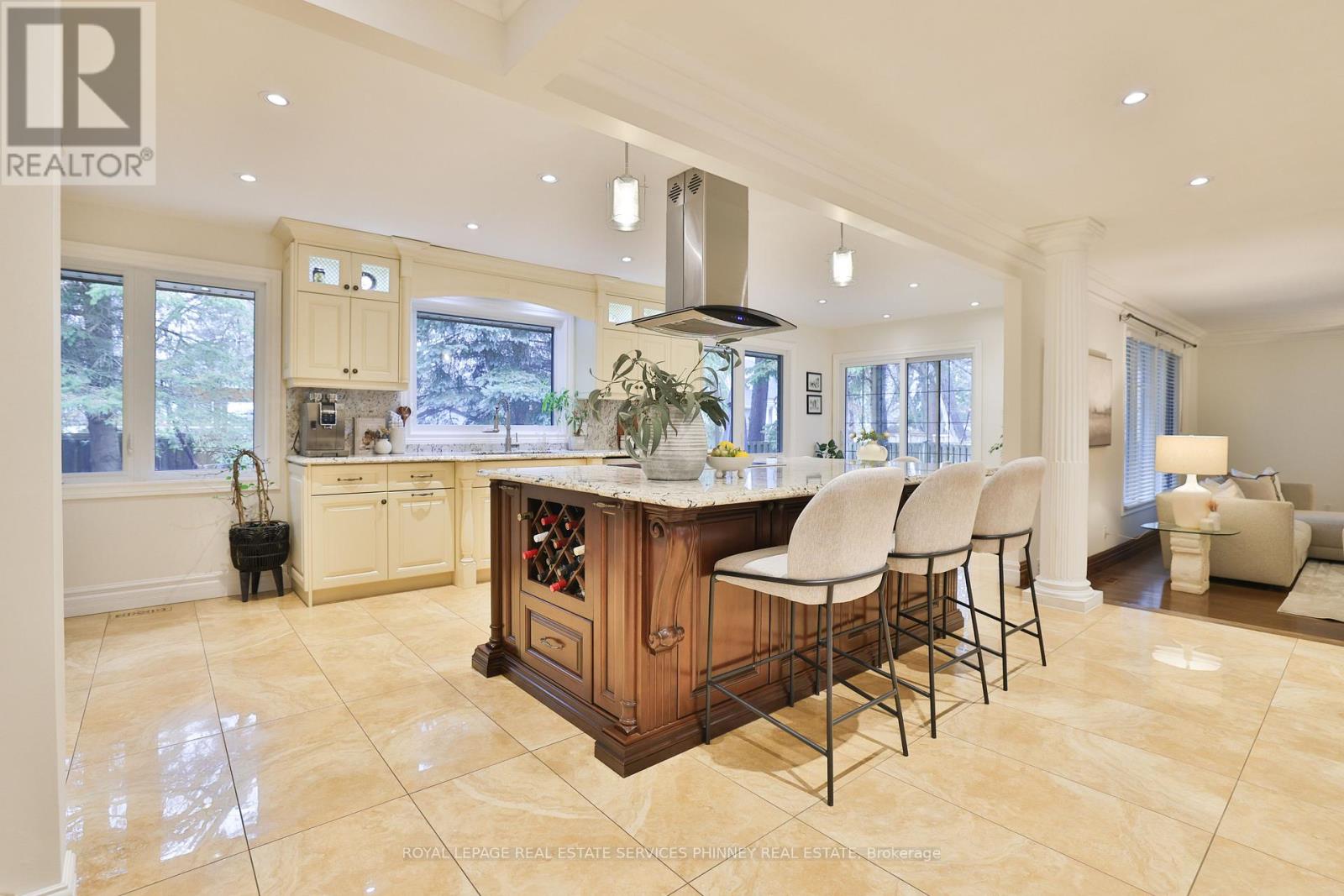 130 Tavistock Square, Oakville, Ontario  L6K 2V2 - Photo 8 - W13120916