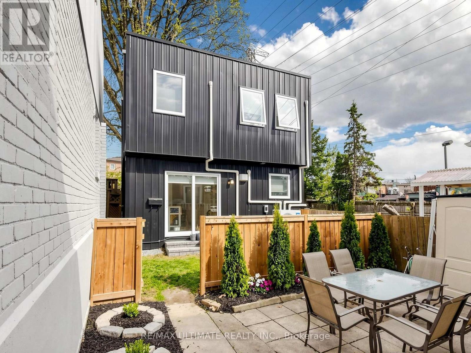 & Laneway House - 35 Blackthorn Avenue, Toronto, Ontario  M6N 3H4 - Photo 33 - W13120942