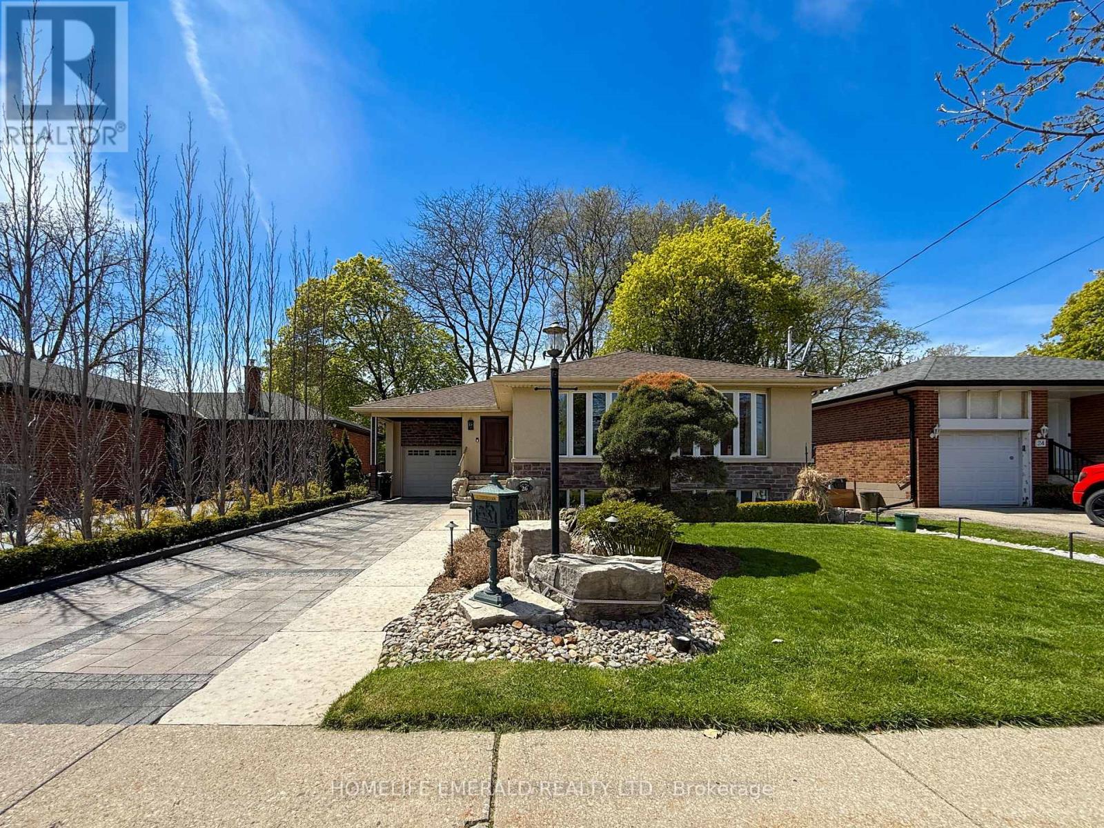 26 Koos Road, Toronto, Ontario  M9C 1W3 - Photo 2 - W13120954