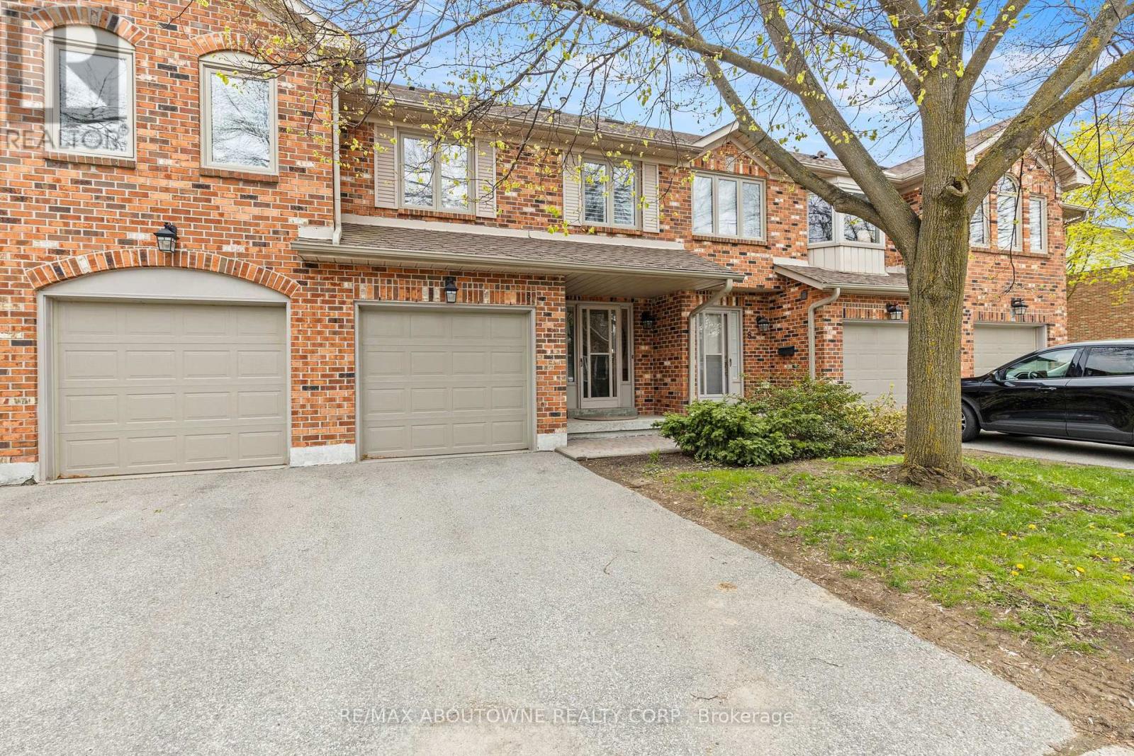 9 - 2230 Walkers Line, Burlington, Ontario  L7M 3Y8 - Photo 2 - W13121092