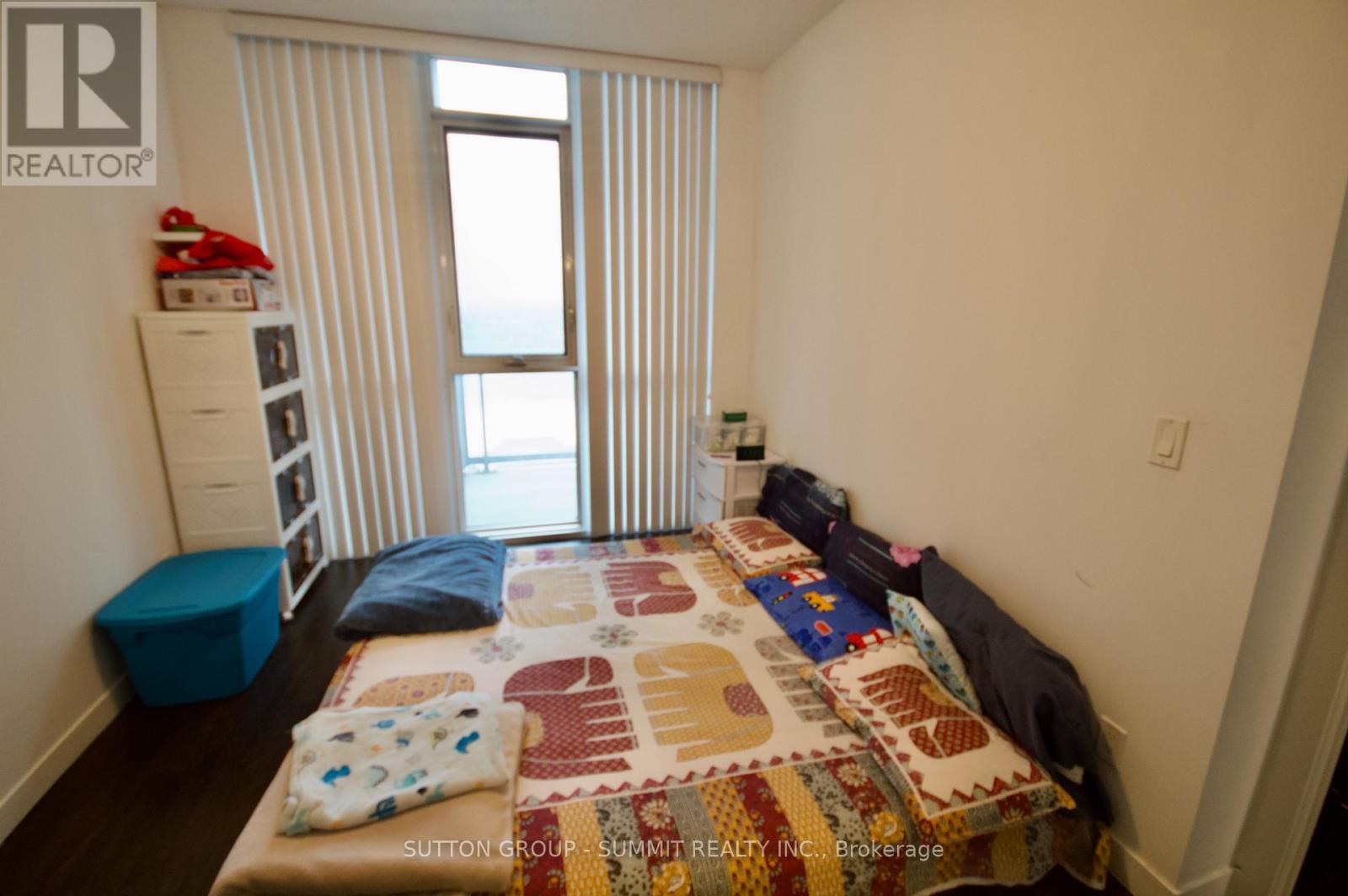 1705 - 2087 Fairview Street, Burlington, Ontario  L7R 0E5 - Photo 3 - W13121214